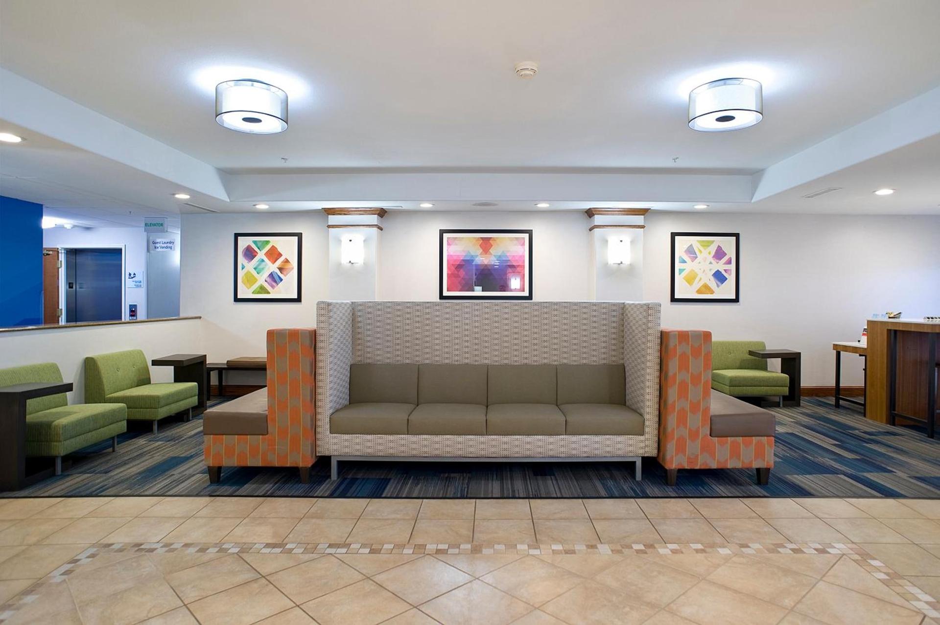 Garner Hotel Brookings by IHG photo 28