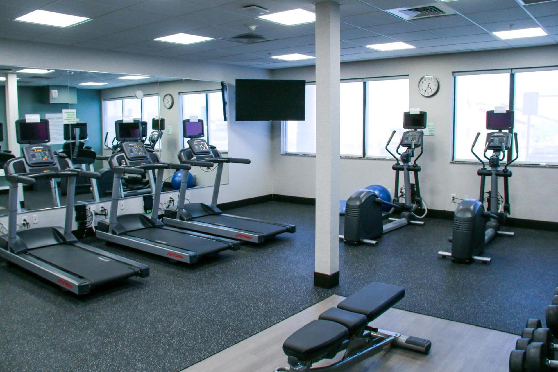 Holiday Inn & Suites Denver Tech Center-Centennial by IHG photo 24