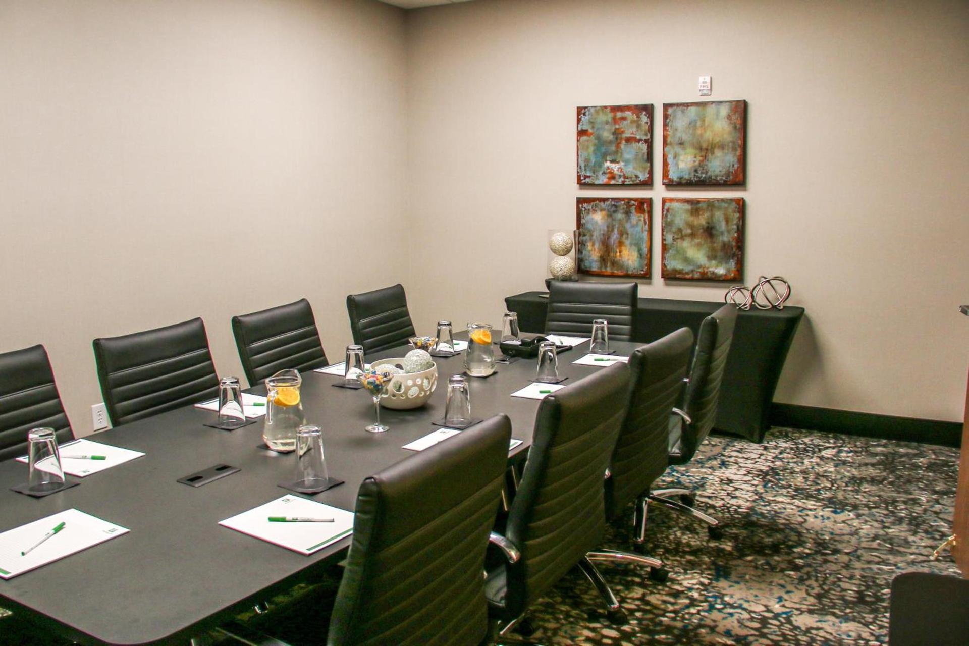 Holiday Inn & Suites Denver Tech Center-Centennial by IHG photo 28