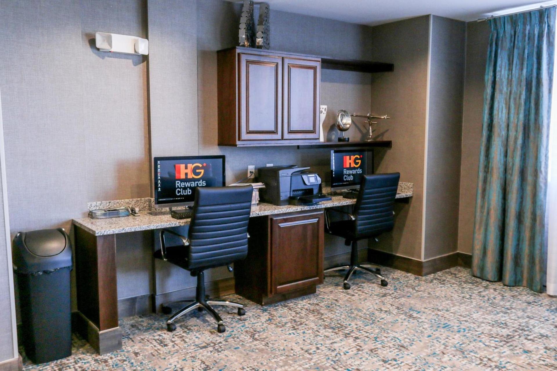 Holiday Inn & Suites Denver Tech Center-Centennial by IHG photo 30