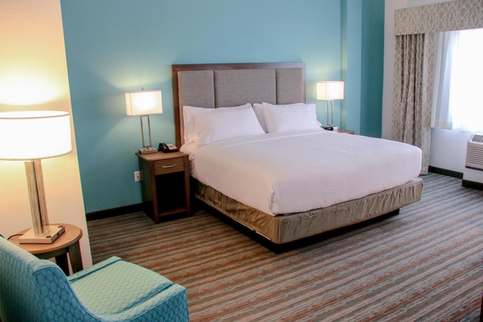 Holiday Inn & Suites Denver Tech Center-Centennial by IHG photo 83