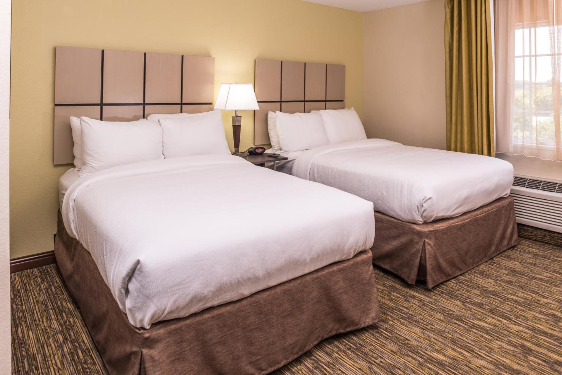 Candlewood Suites - Topeka West by IHG photo 17