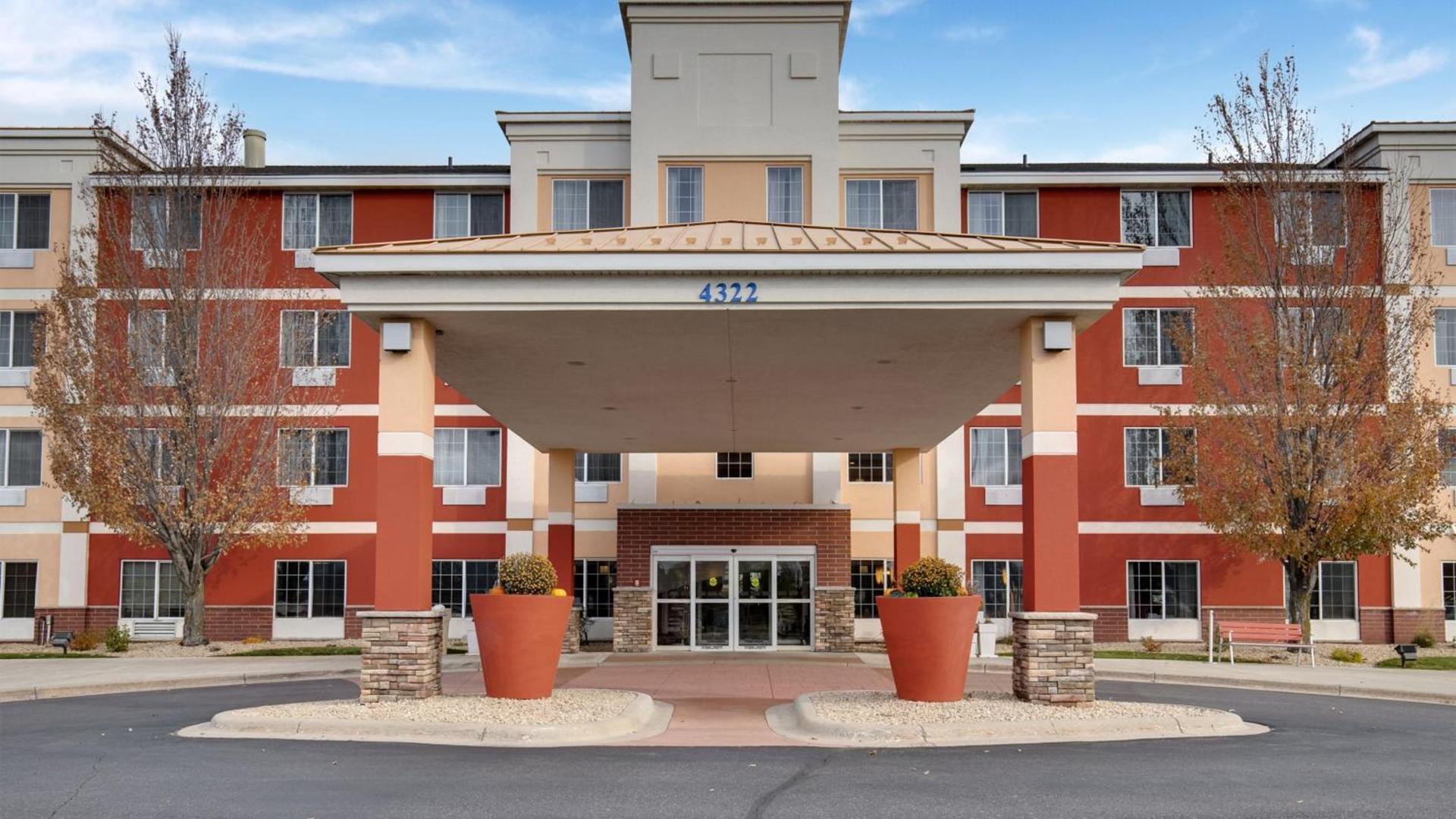 Holiday Inn Express and Suites St. Cloud by IHG photo 41