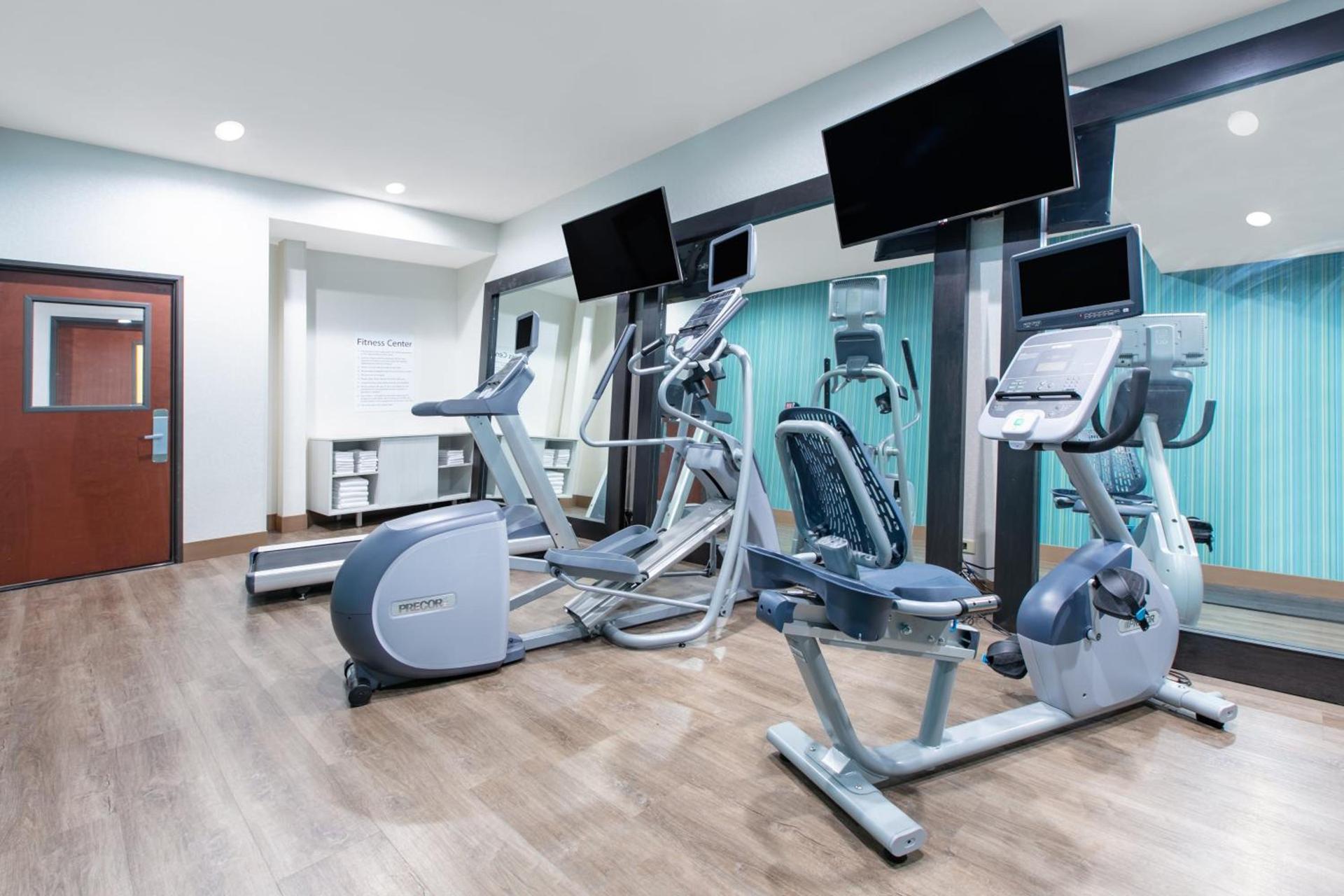 Holiday Inn Express Hotel & Suites Seaside Convention Center by IHG photo 9