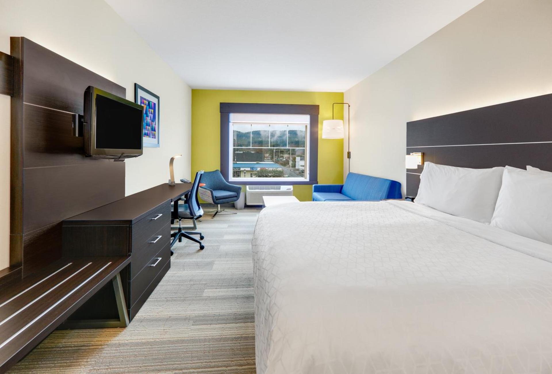 Holiday Inn Express Hotel & Suites Seaside Convention Center by IHG photo 74