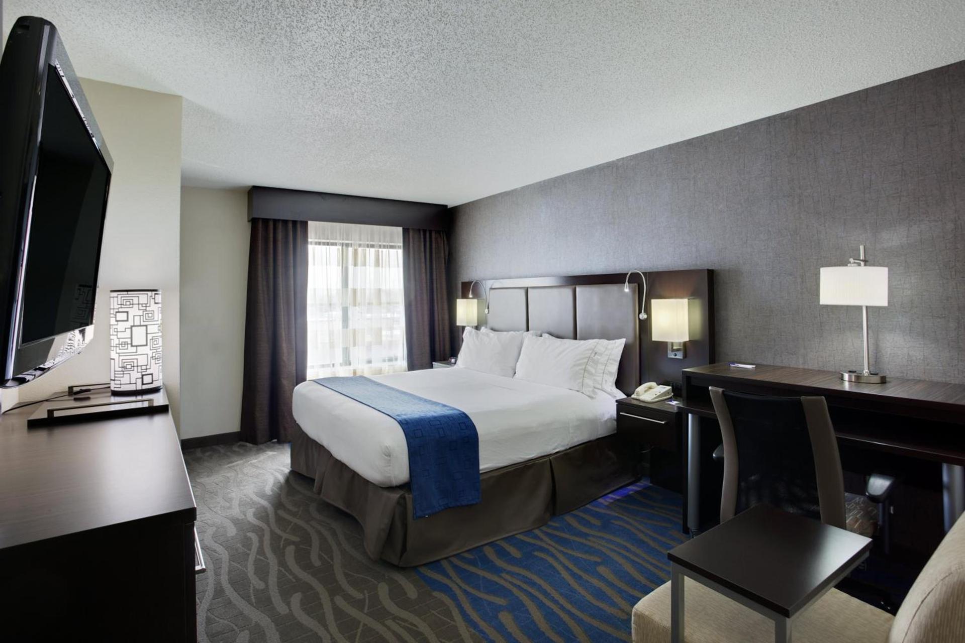 Holiday Inn Express Hotel & Suites Meadowlands Area by IHG photo 33