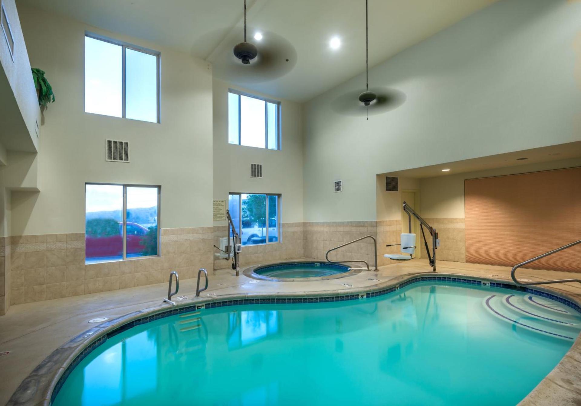 Holiday Inn Express Hotel & Suites Carson City by IHG photo 41
