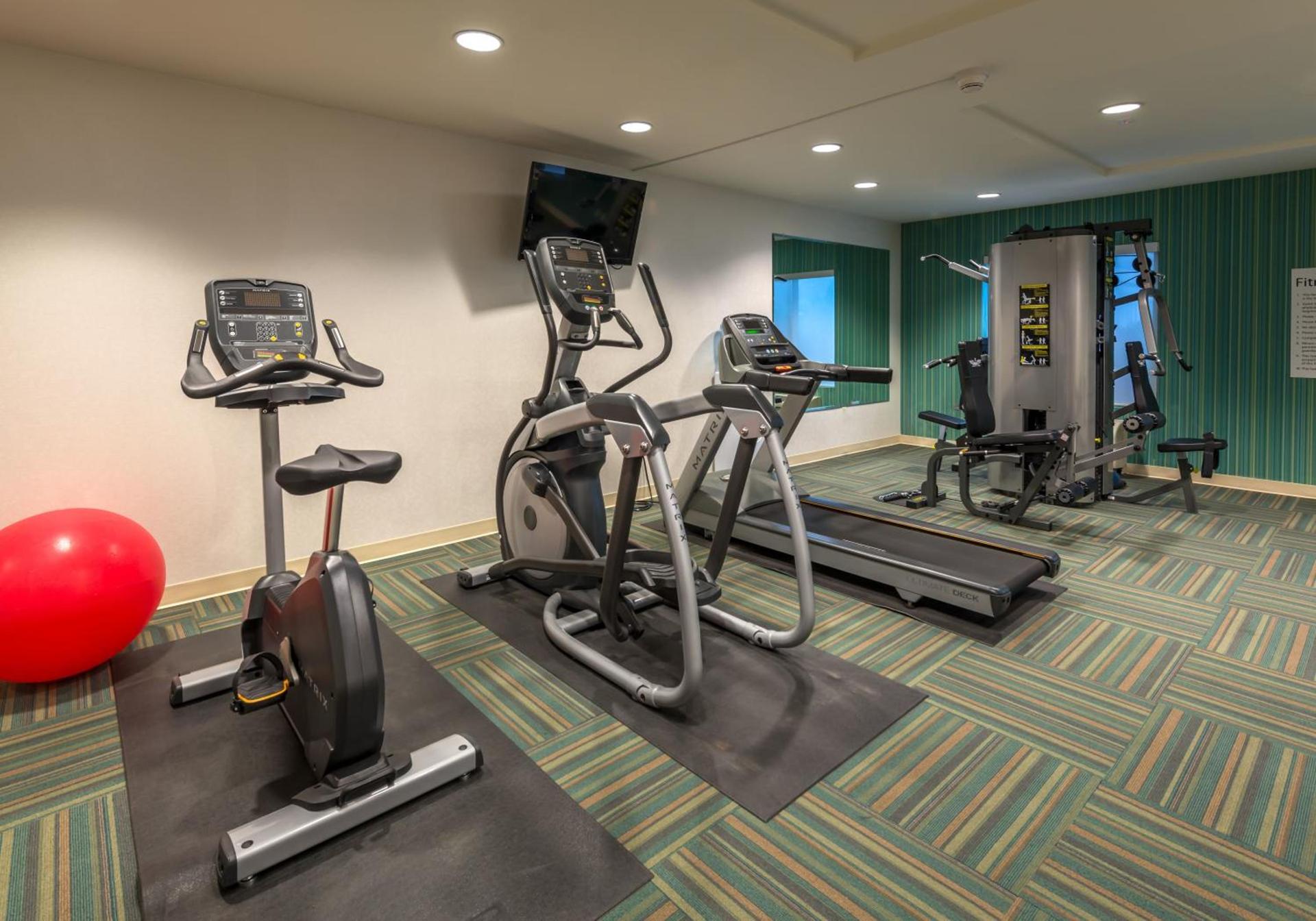 Holiday Inn Express Hotel & Suites Carson City by IHG photo 9