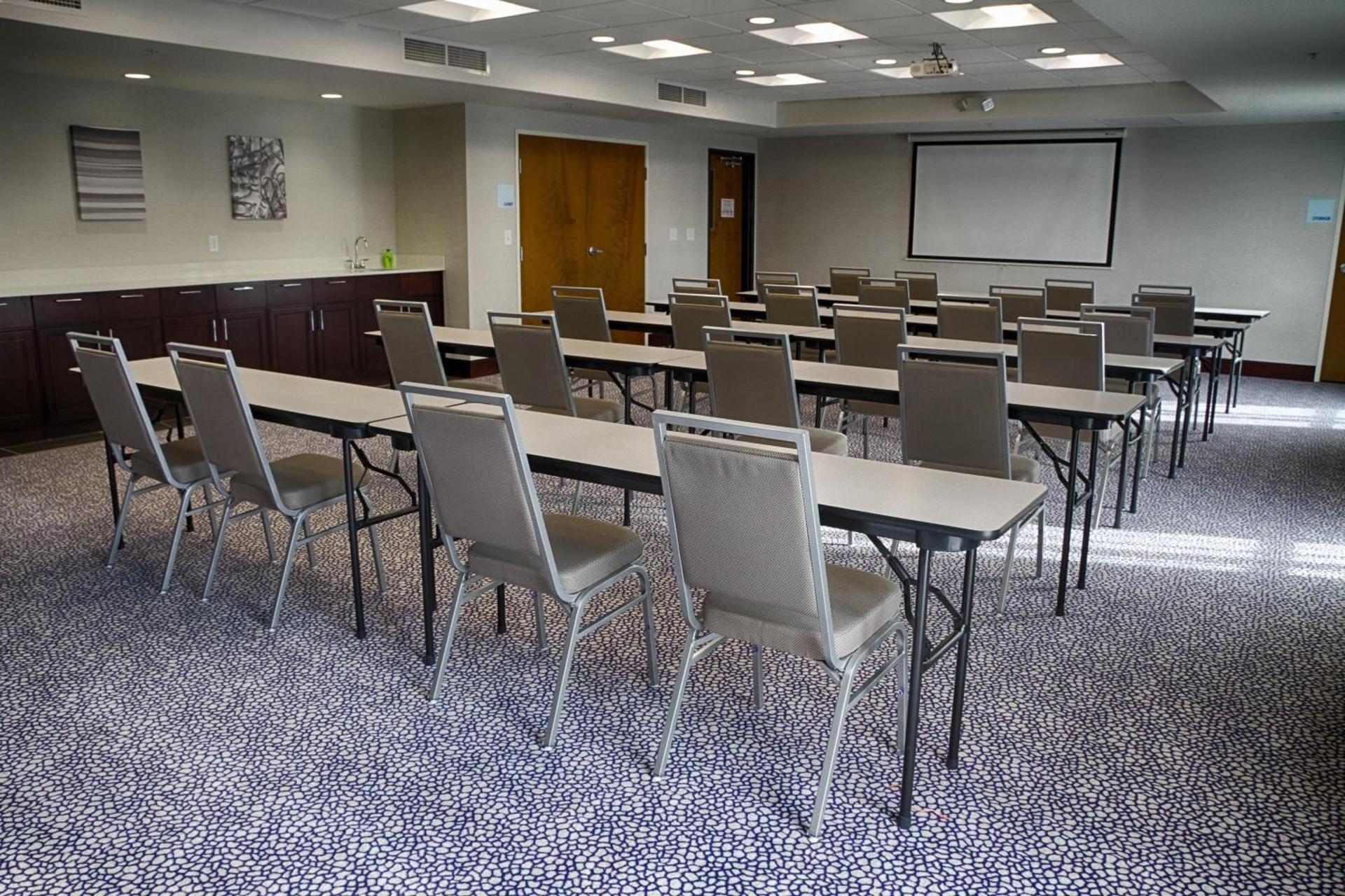 Holiday Inn Express Sidney by IHG photo 33