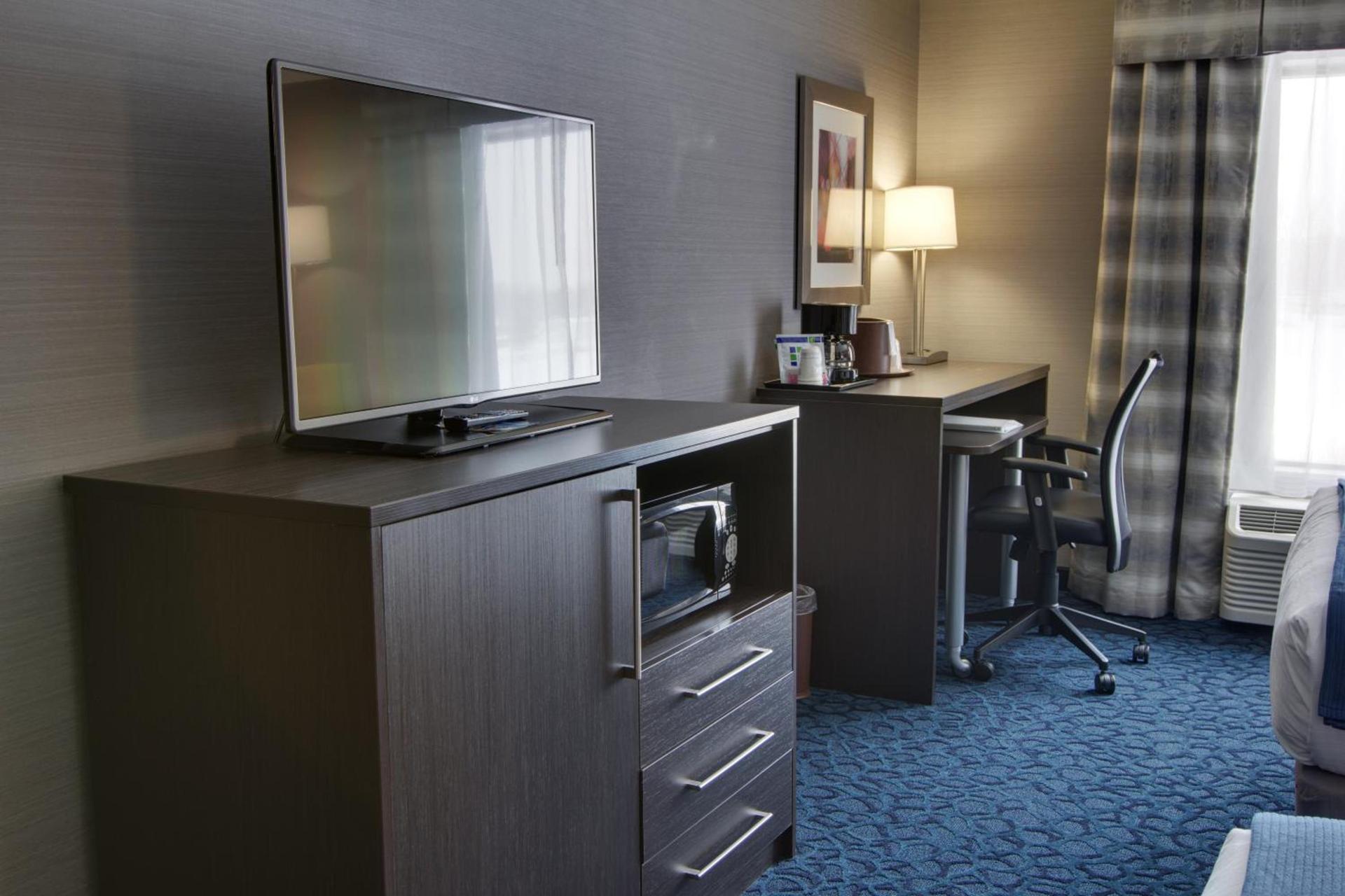 Holiday Inn Express Sidney by IHG photo 26