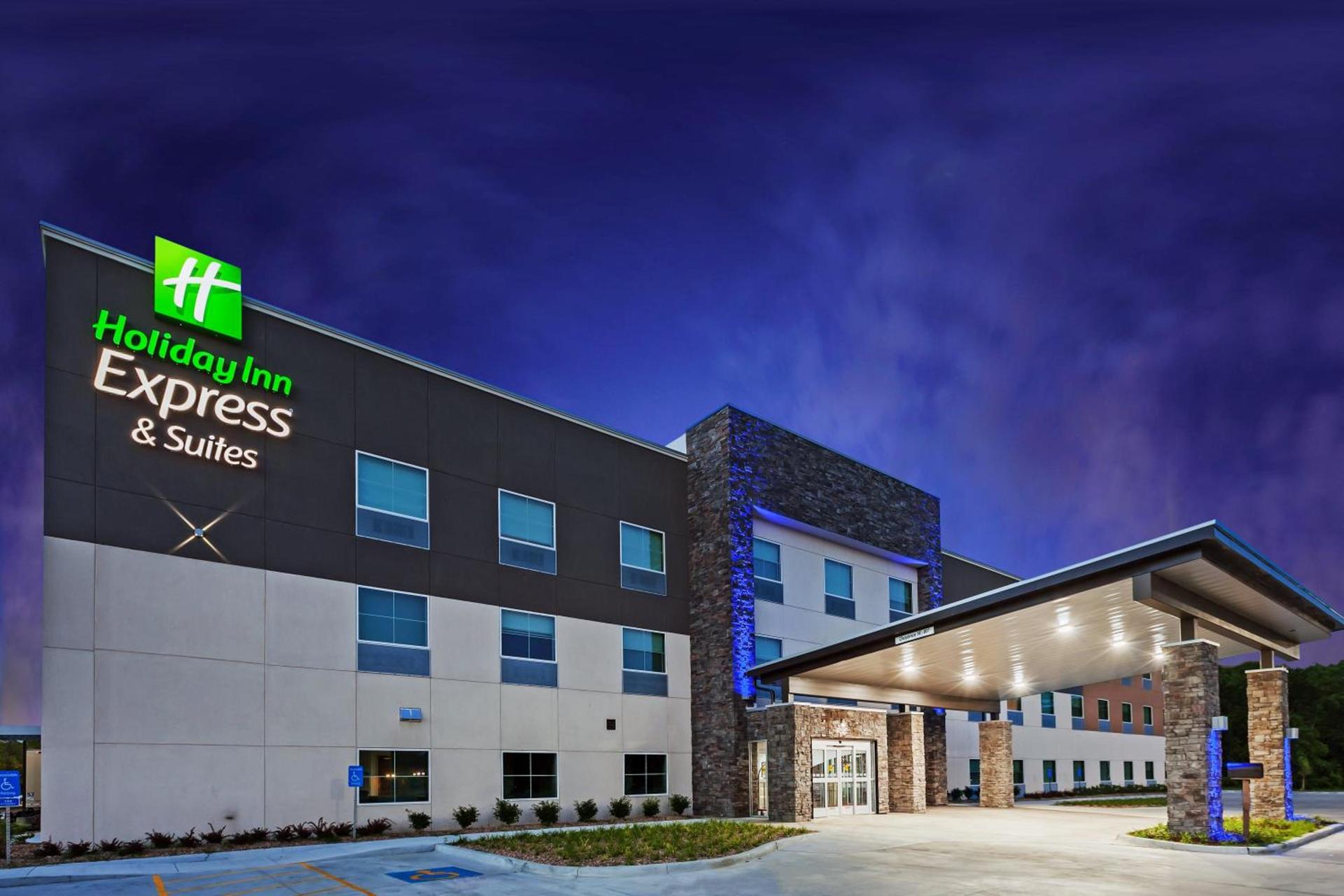 Holiday Inn Express & Suites - Coffeyville by IHG — hotel in Coffeyville