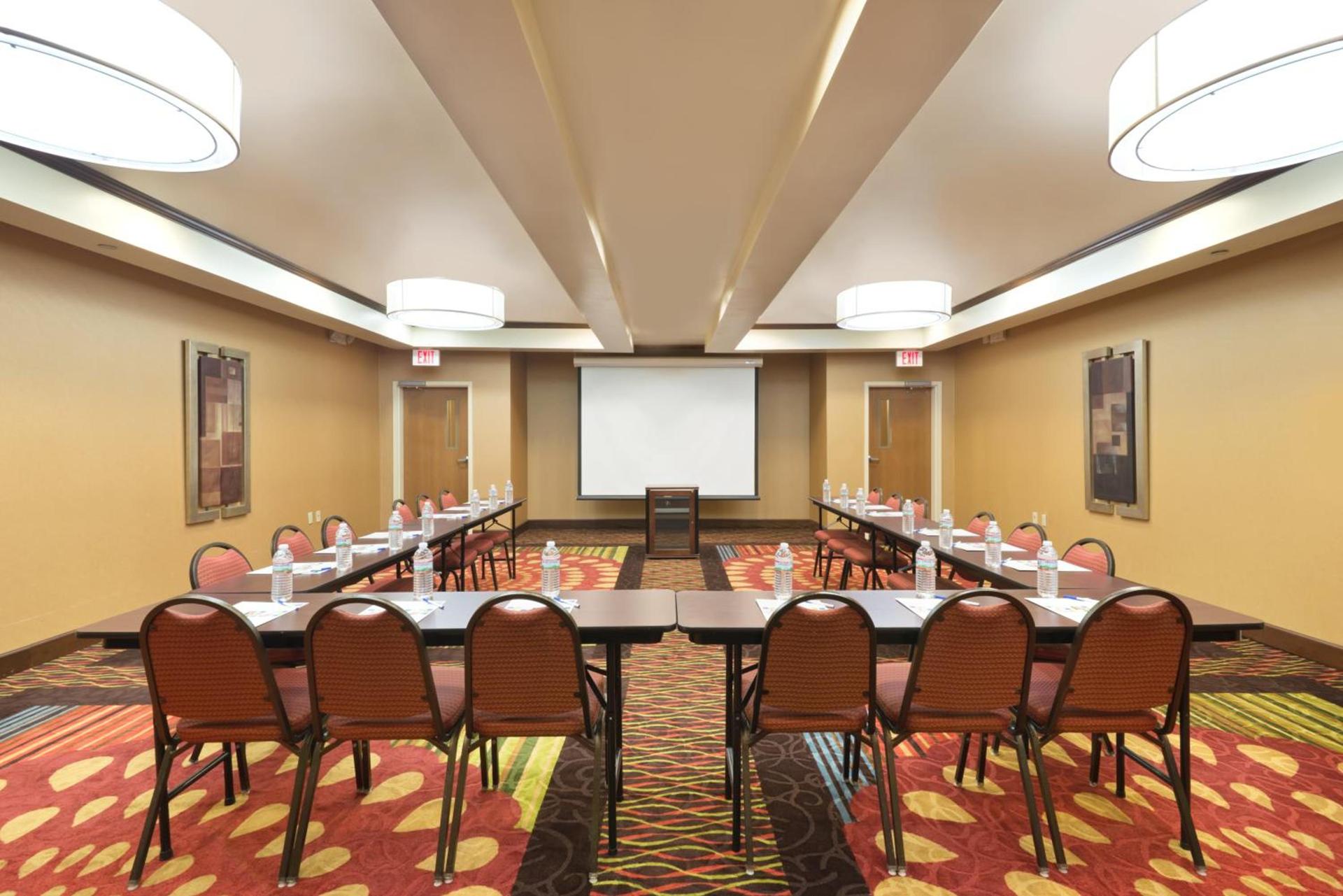 Holiday Inn Express Suites Little Rock West by IHG photo 31