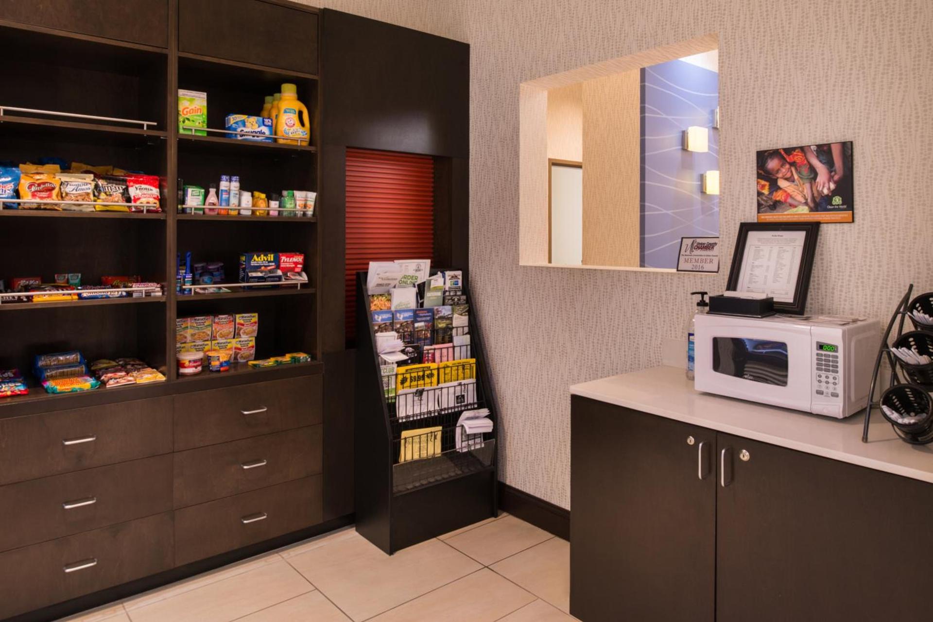 Holiday Inn Express & Suites Monroe by IHG photo 7