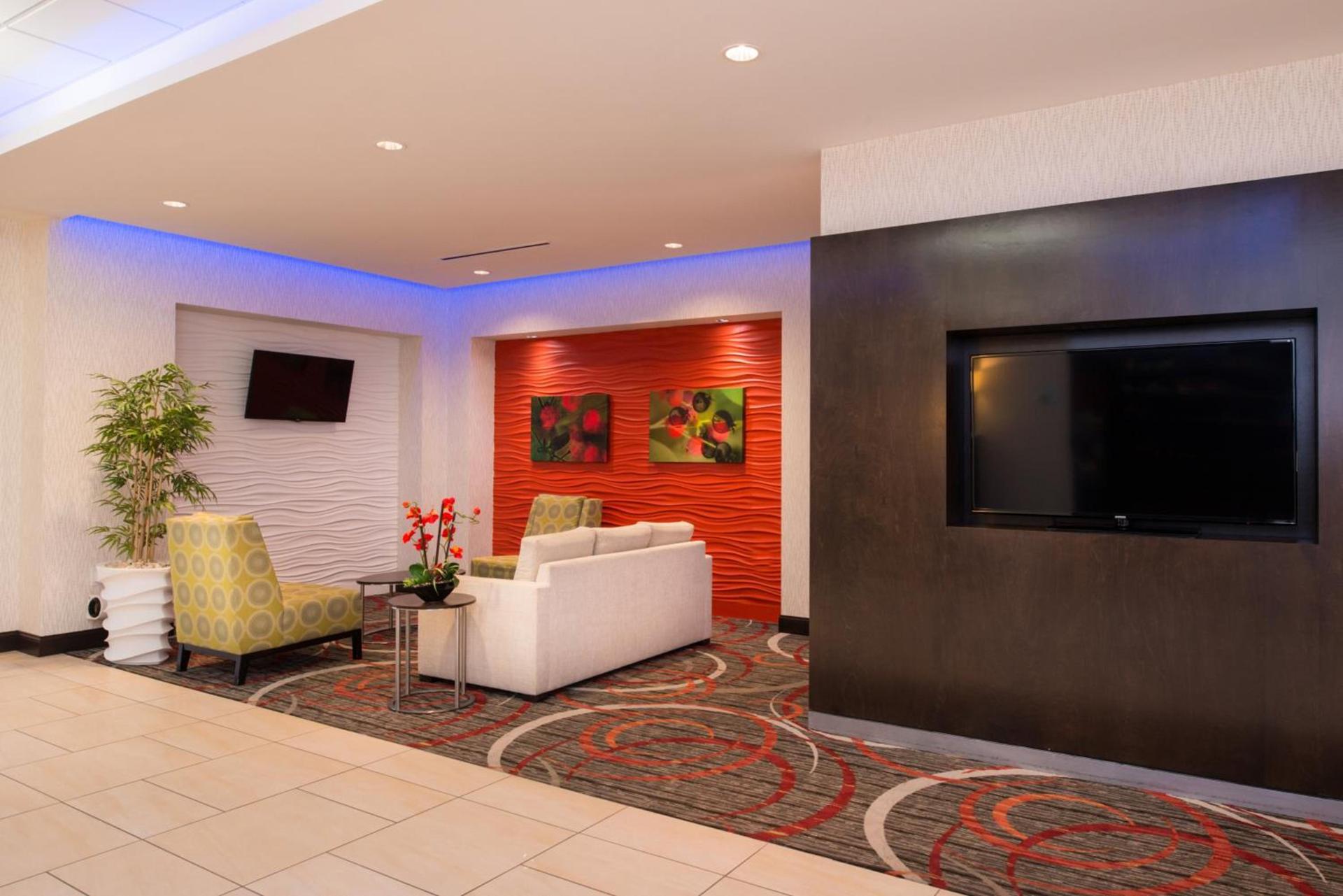 Holiday Inn Express & Suites Monroe by IHG photo 10