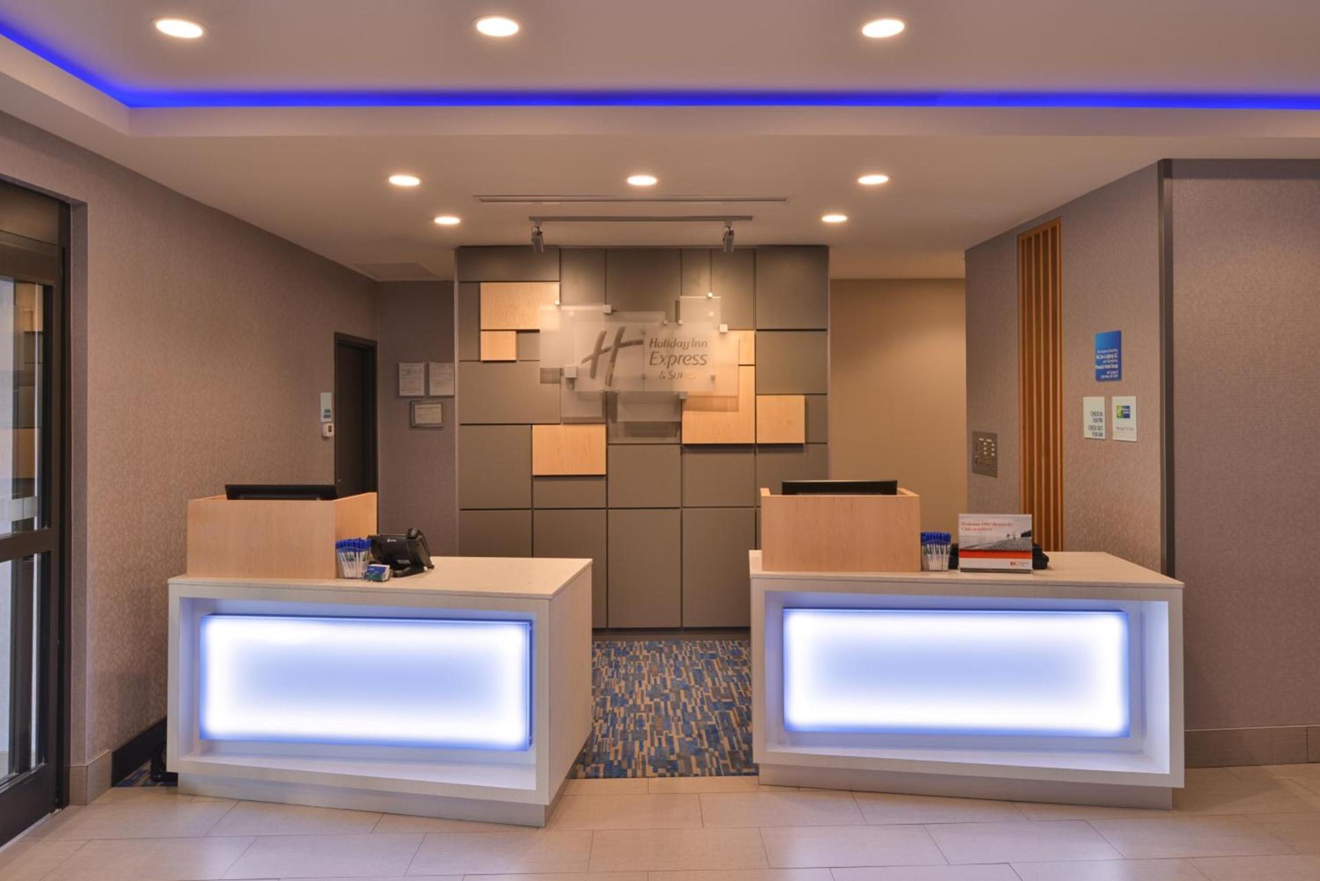 Holiday Inn Express and Suites Bryant - Benton Area by IHG photo 11
