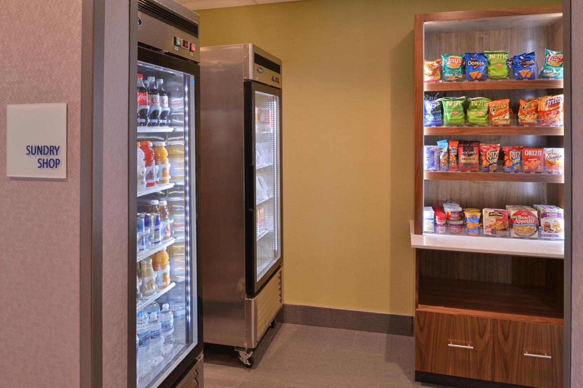 Holiday Inn Express and Suites Bryant - Benton Area by IHG photo 16