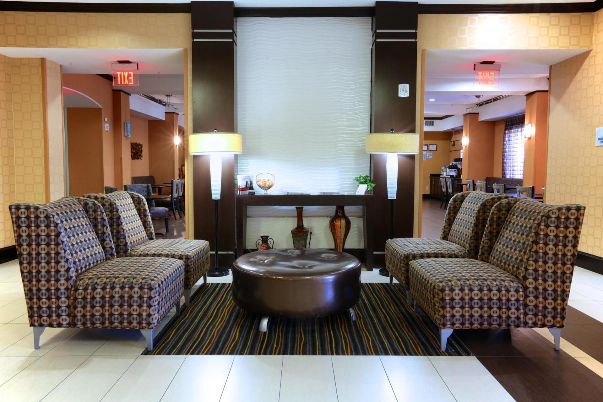 Holiday Inn Express Hotel & Suites Dallas West by IHG photo 11