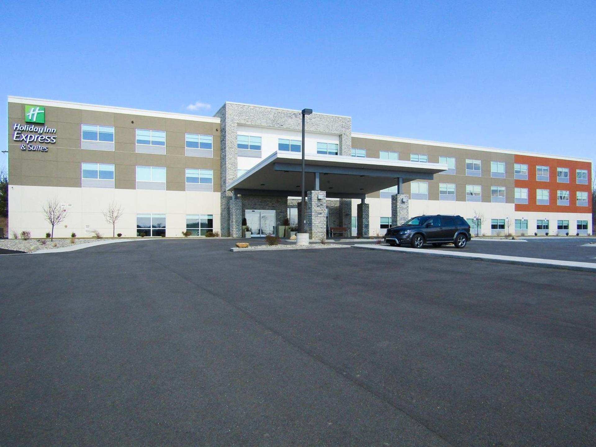 Holiday Inn Express & Suites Coldwater by IHG photo 18