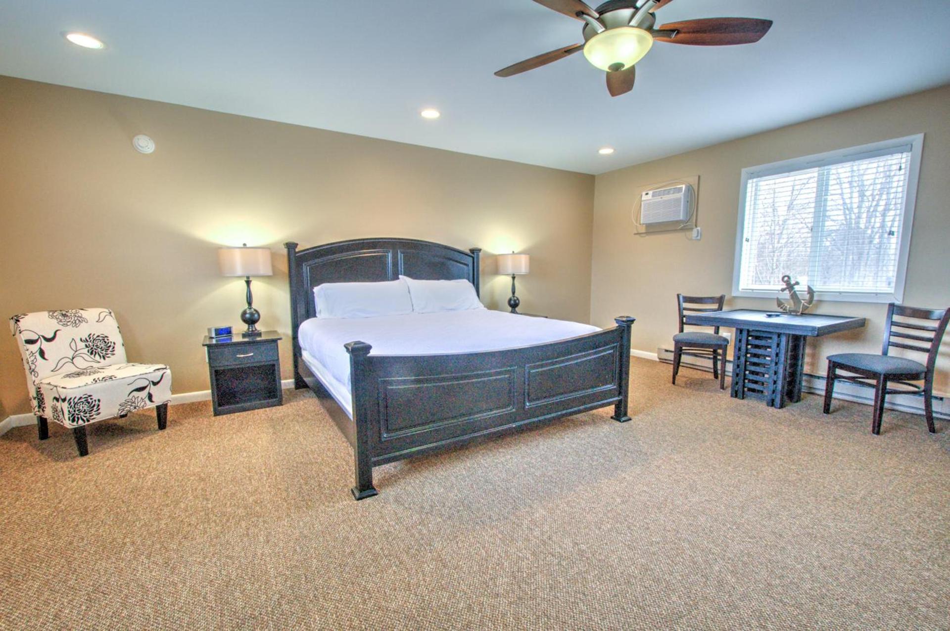 East Shore Lodging photo 25