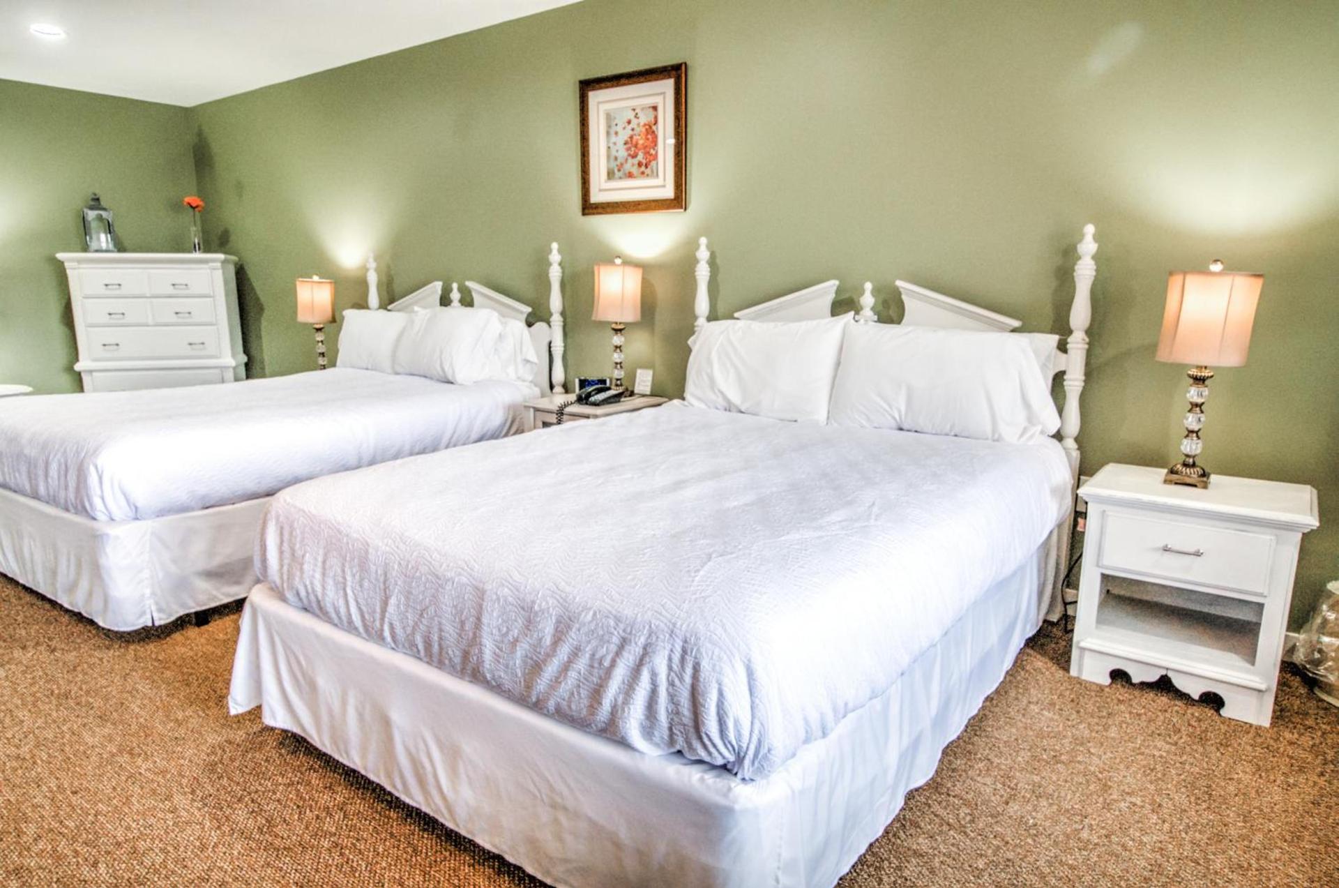 East Shore Lodging photo 32