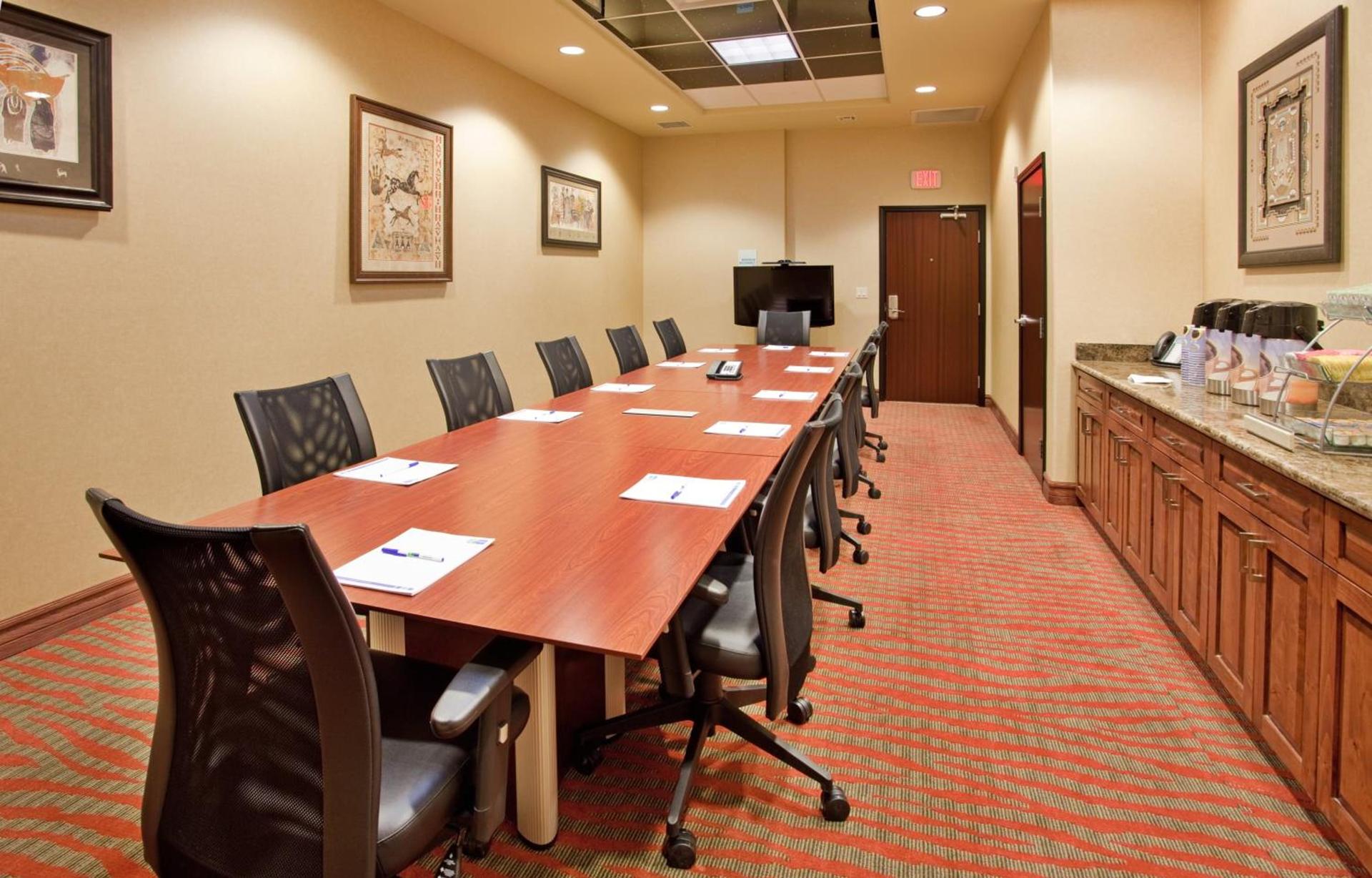 Holiday Inn Express & Suites Gallup East by IHG photo 14