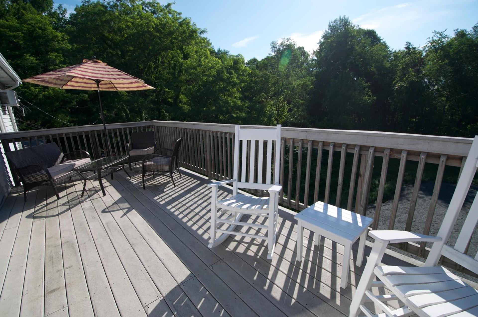 East Shore Lodging photo 19