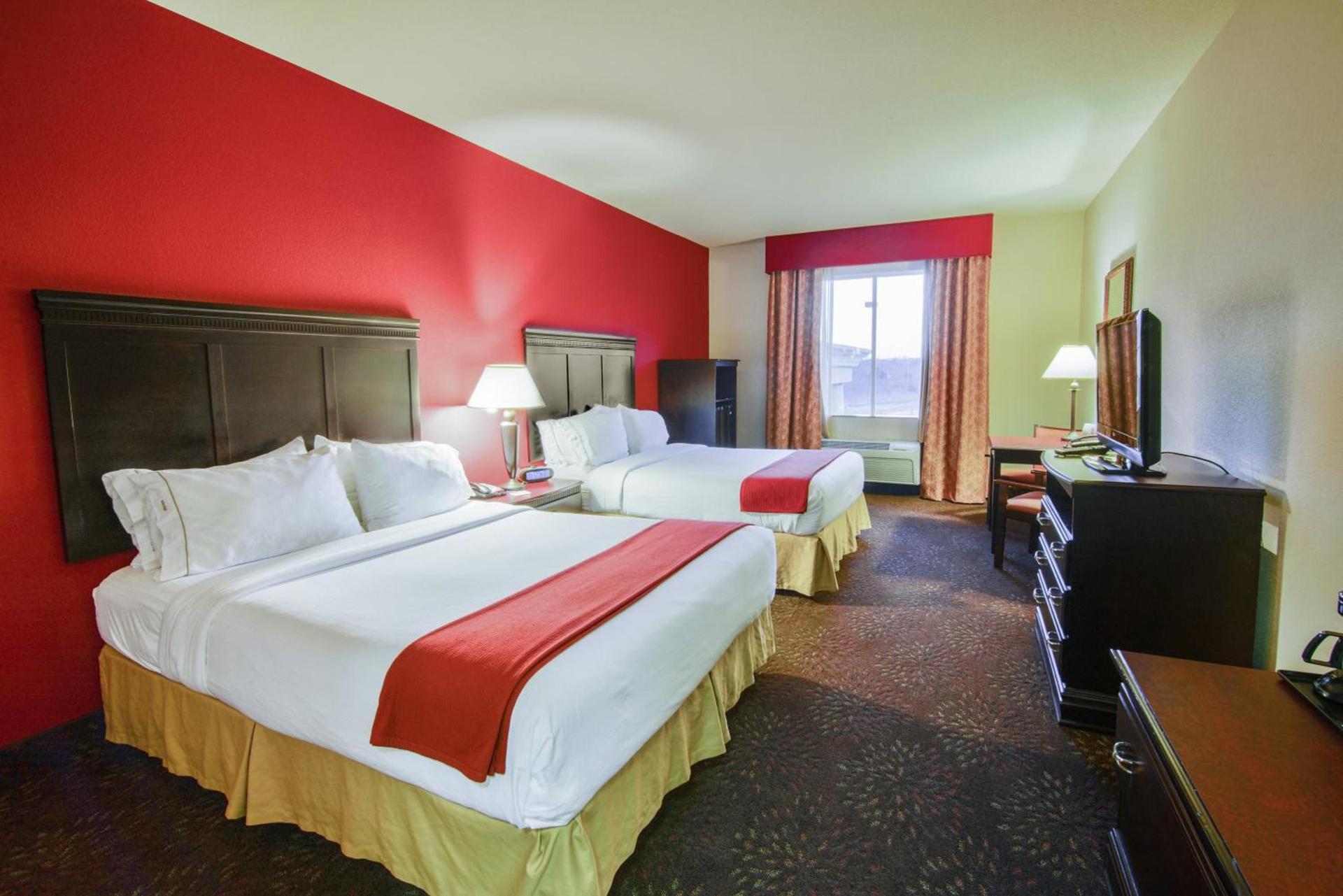 Country Inn & Suites by Radisson, Terrell photo 45