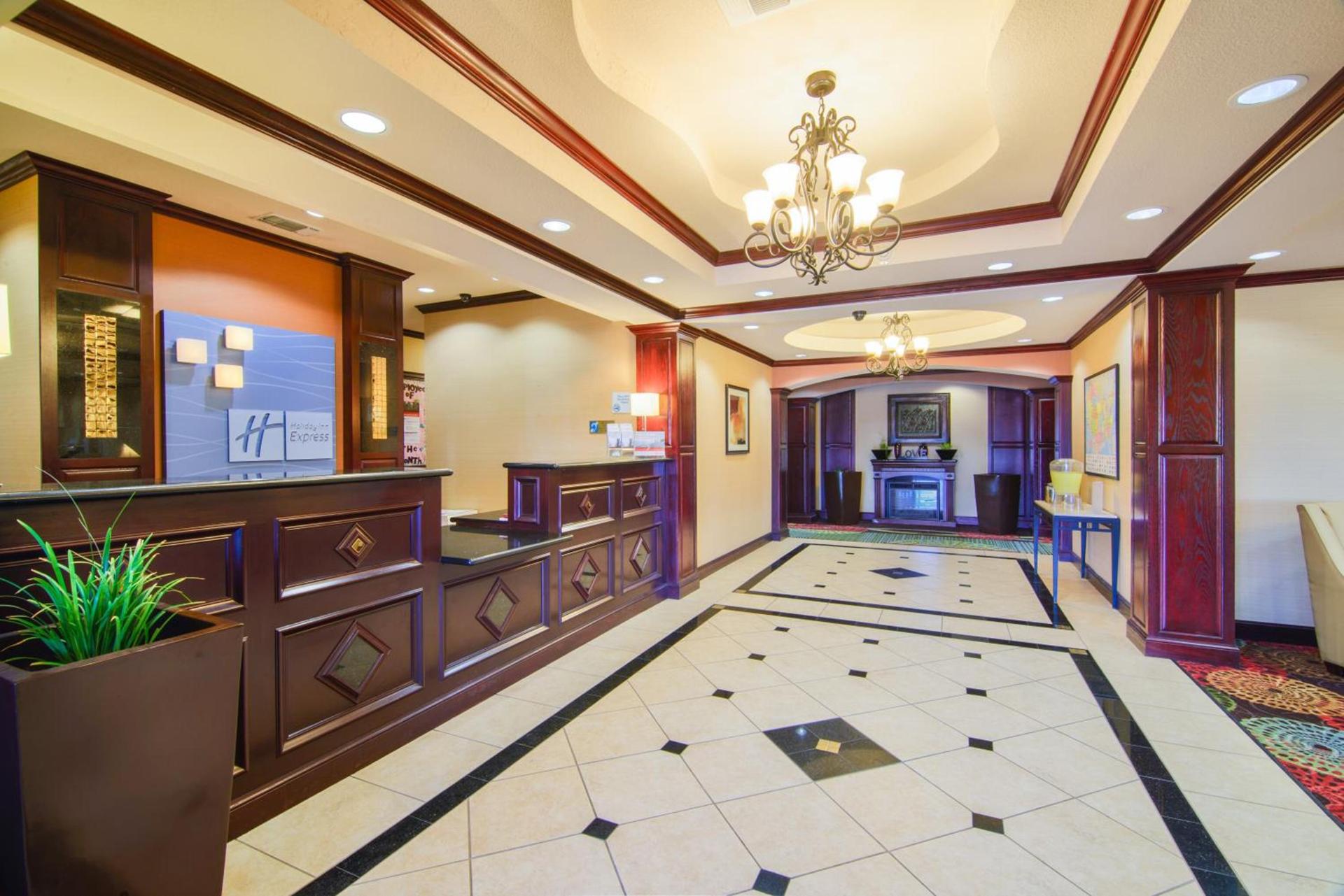 Country Inn & Suites by Radisson, Terrell photo 11