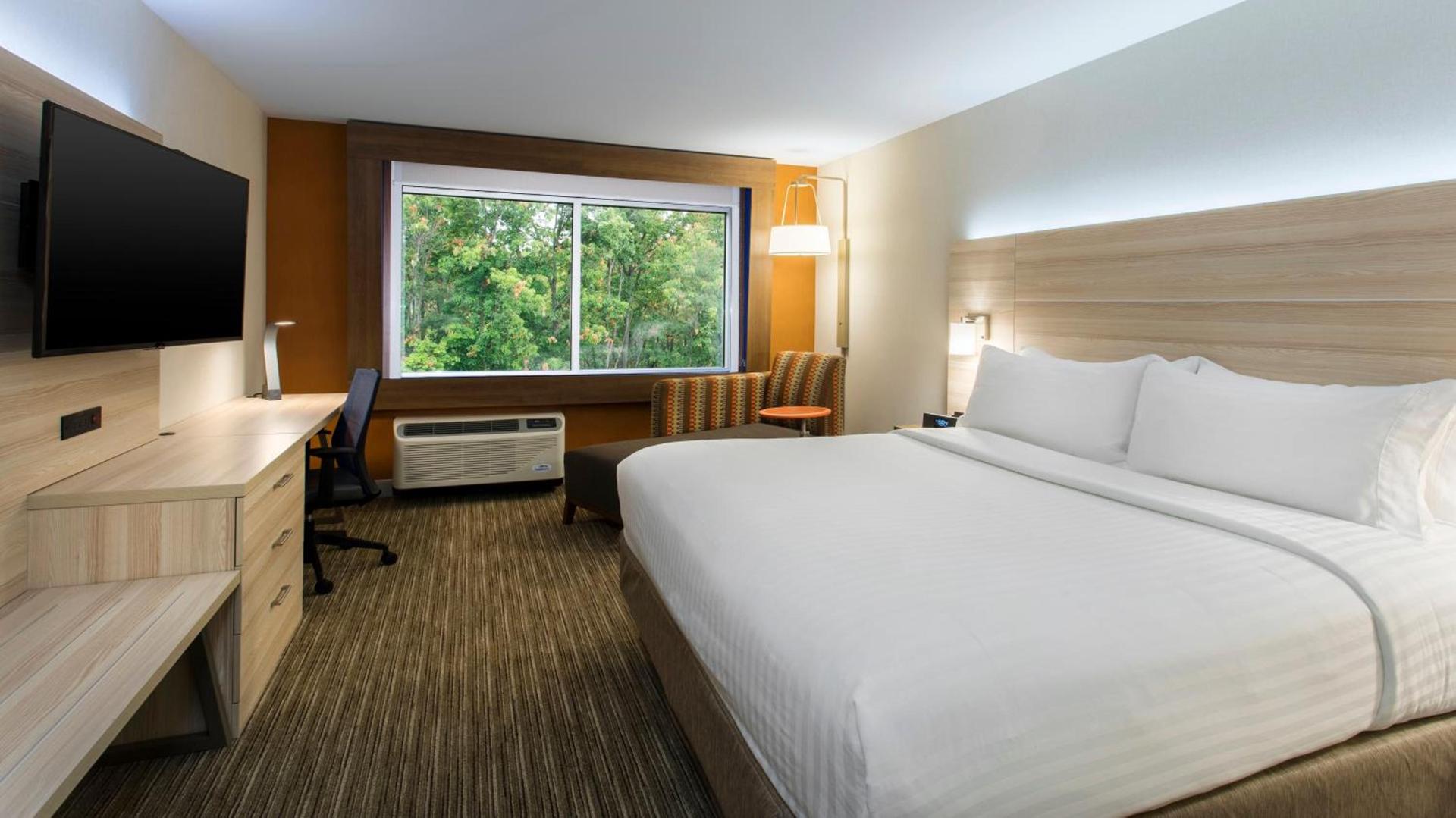 Holiday Inn Express & Suites Medina by IHG photo 27