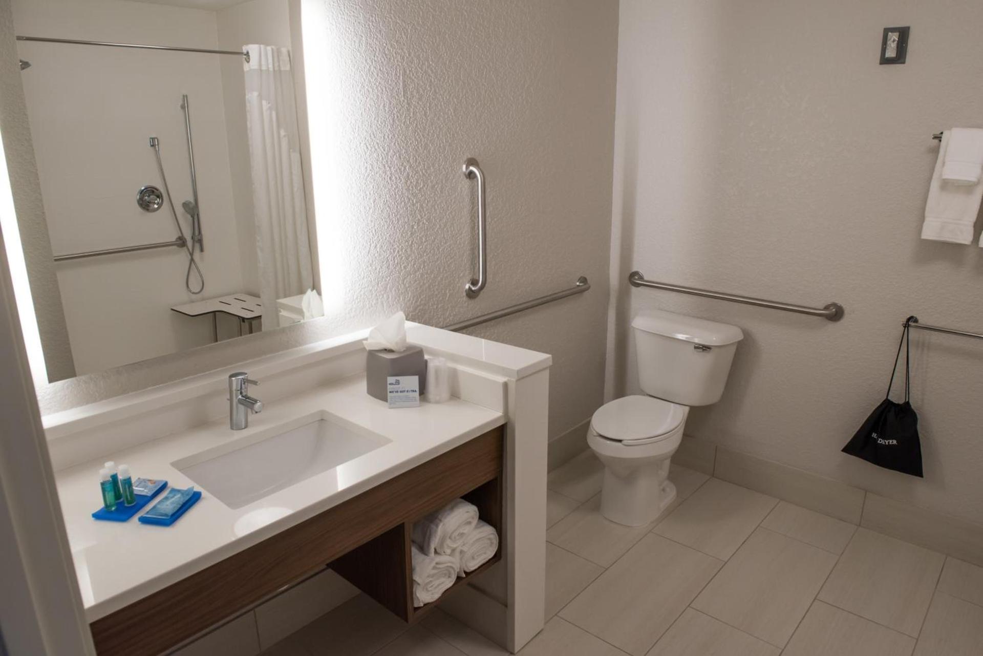 Holiday Inn Express & Suites - Dayton Southwest by IHG photo 32