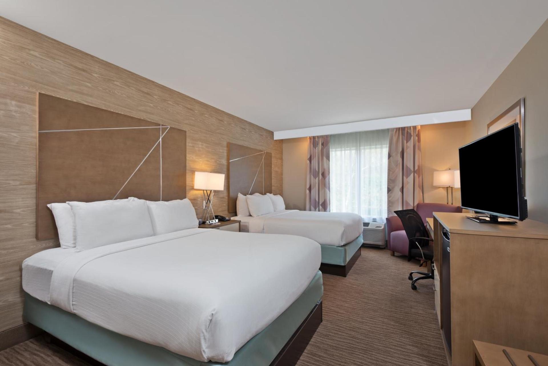 Holiday Inn Express & Suites New Cumberland by IHG photo 44