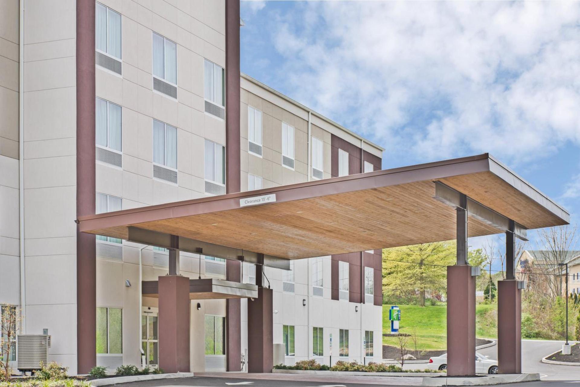 Holiday Inn Express & Suites New Cumberland by IHG photo 19