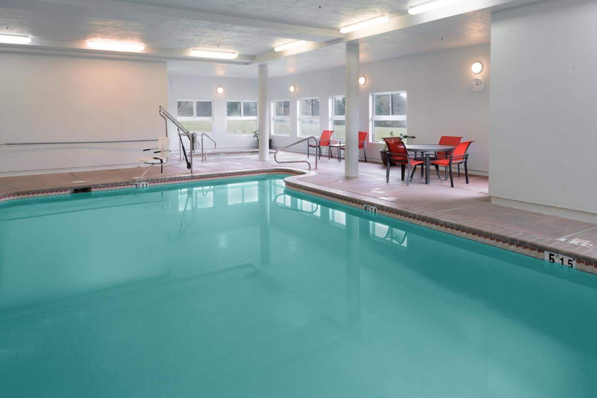 Holiday Inn Express Hotel & Suites Arcata/Eureka-Airport Area by IHG photo 32