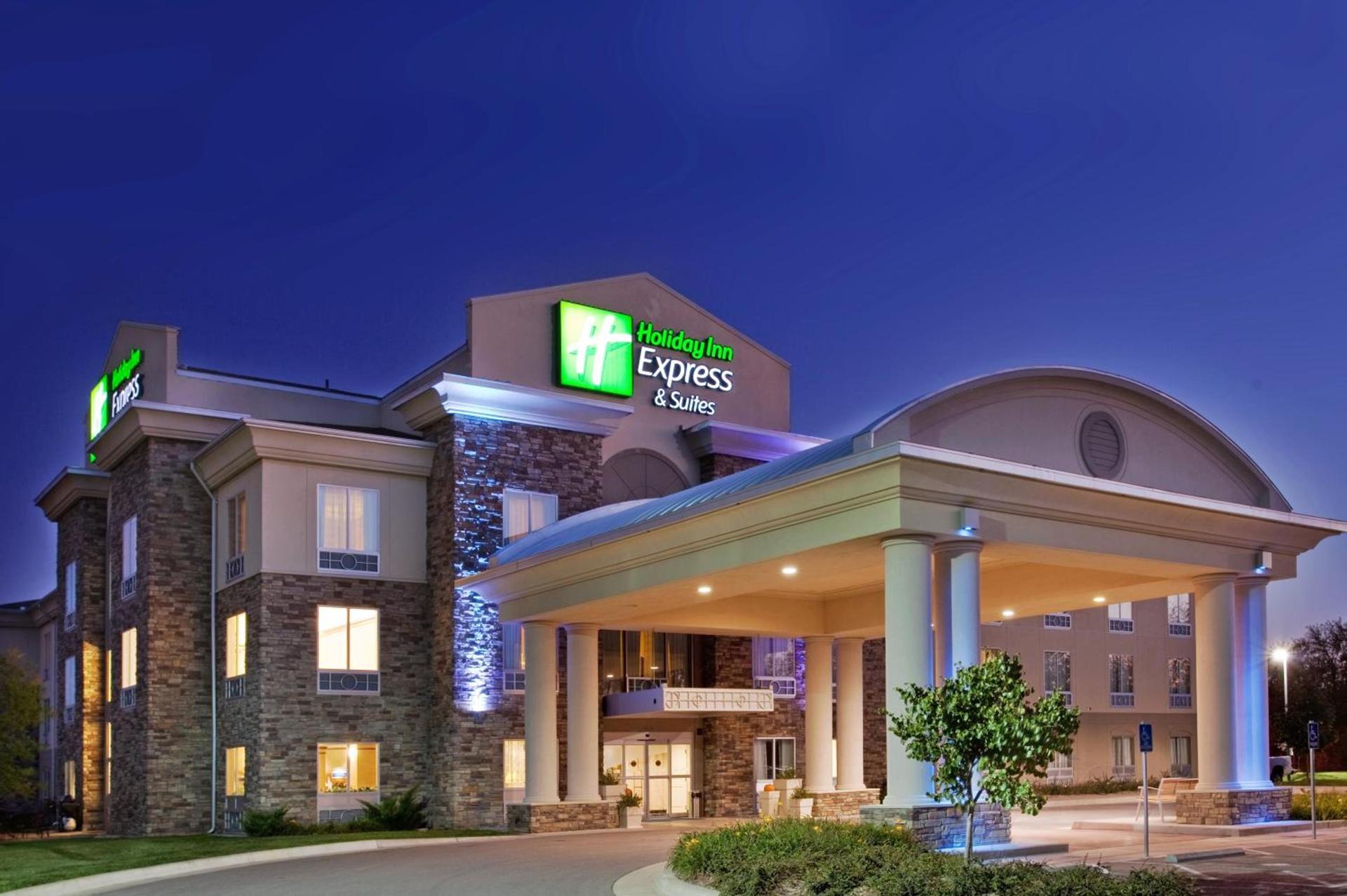 Holiday Inn Express & Suites East Wichita I-35 Andover by IHG photo 30