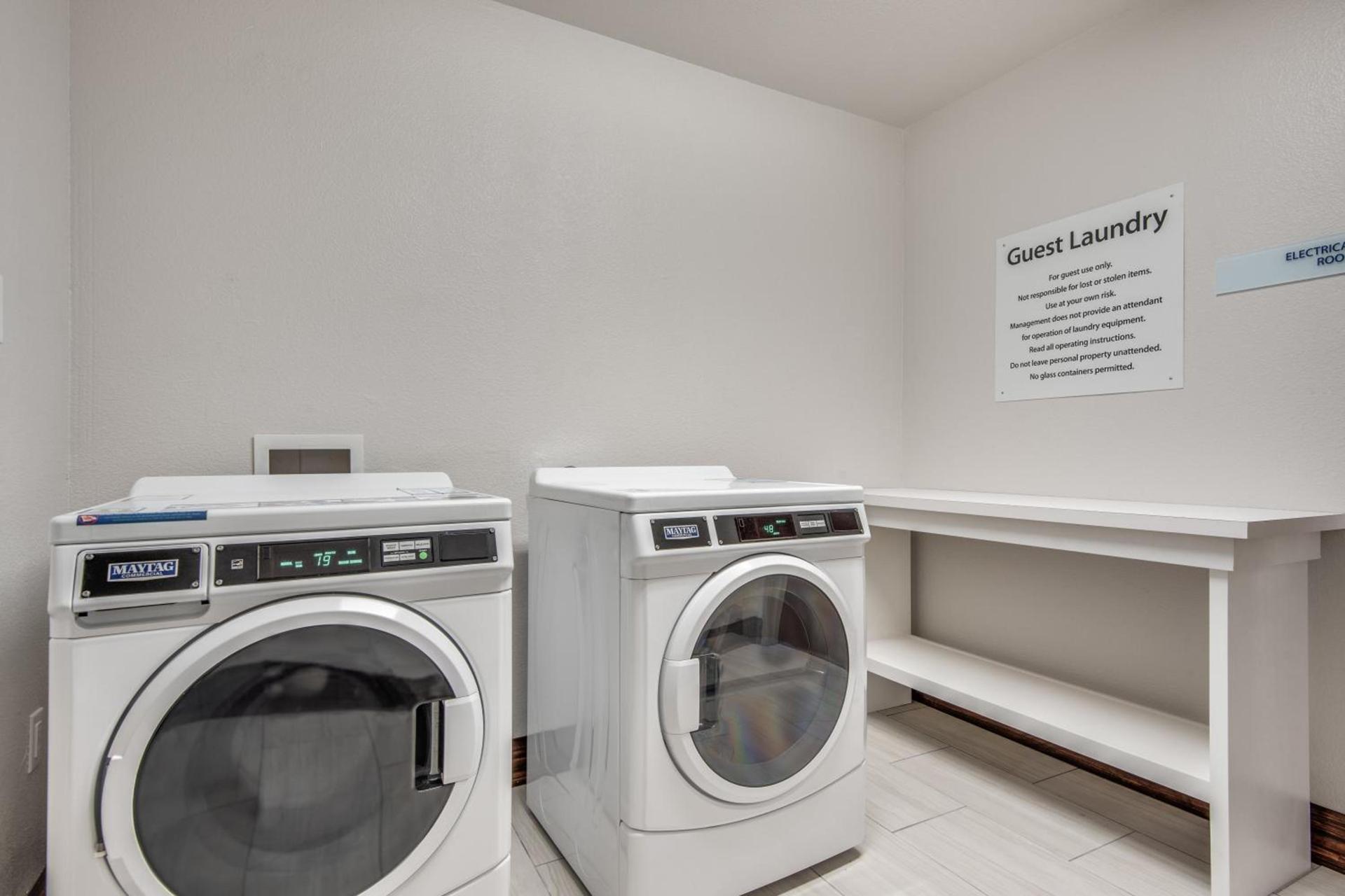 Holiday Inn Express & Suites Dallas North - Addison by IHG photo 14