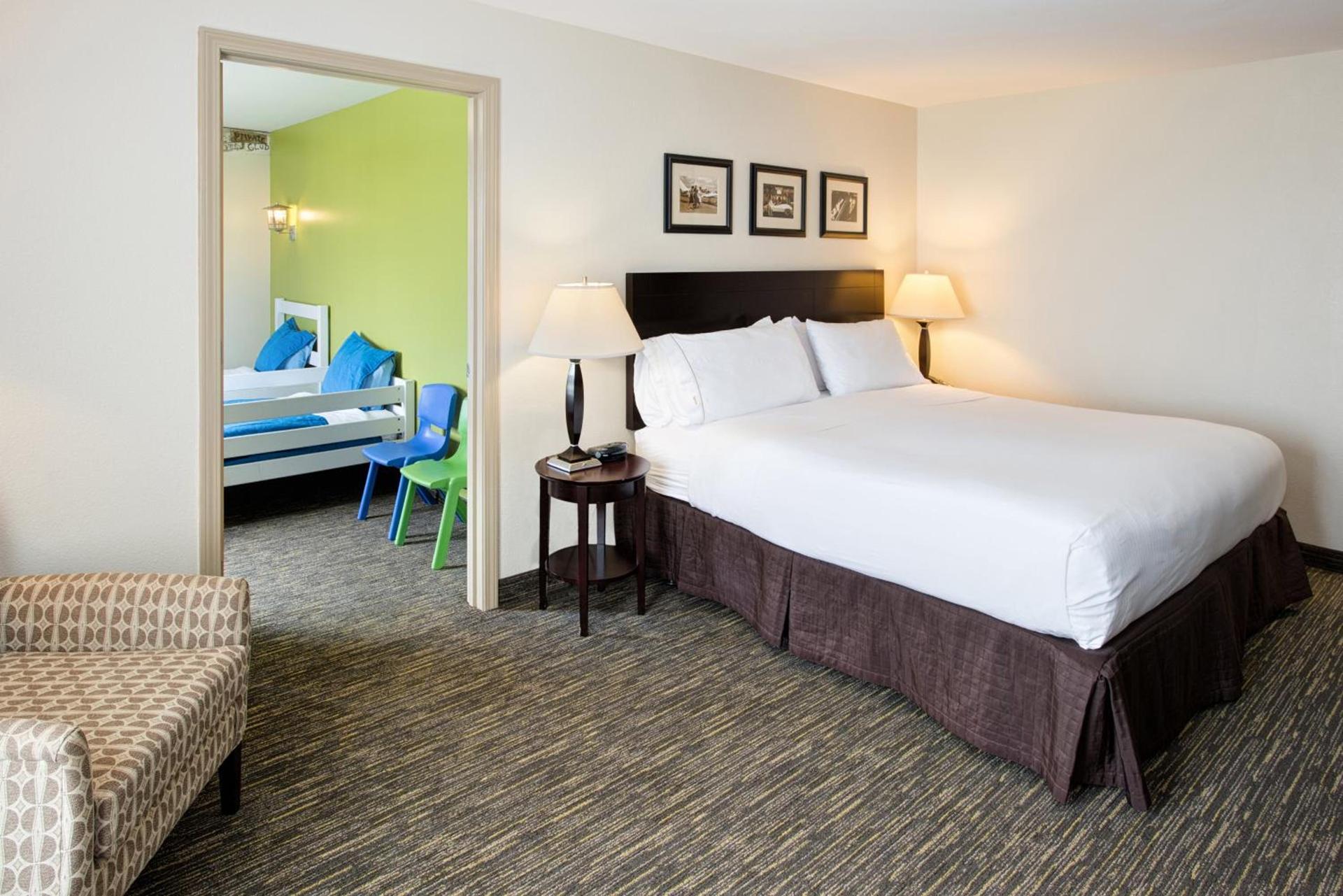 Holiday Inn Express & Suites East Wichita I-35 Andover by IHG photo 22
