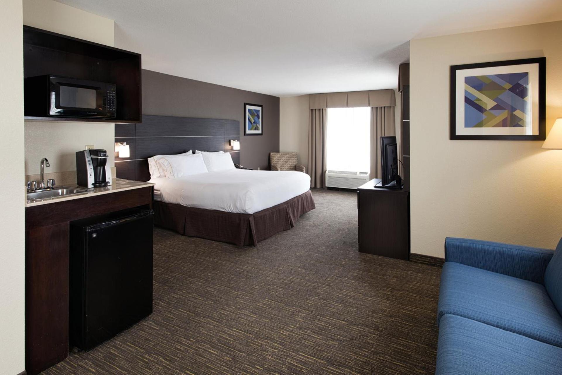 Holiday Inn Express & Suites East Wichita I-35 Andover by IHG photo 20