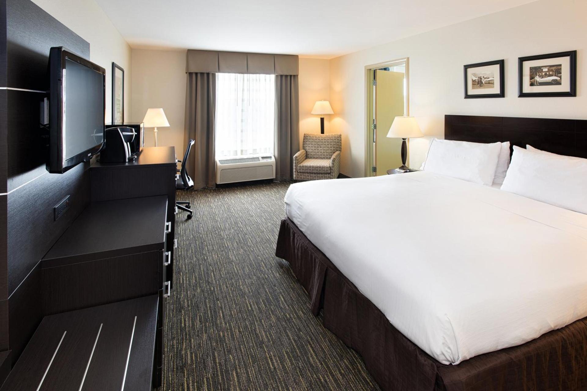 Holiday Inn Express & Suites East Wichita I-35 Andover by IHG photo 16