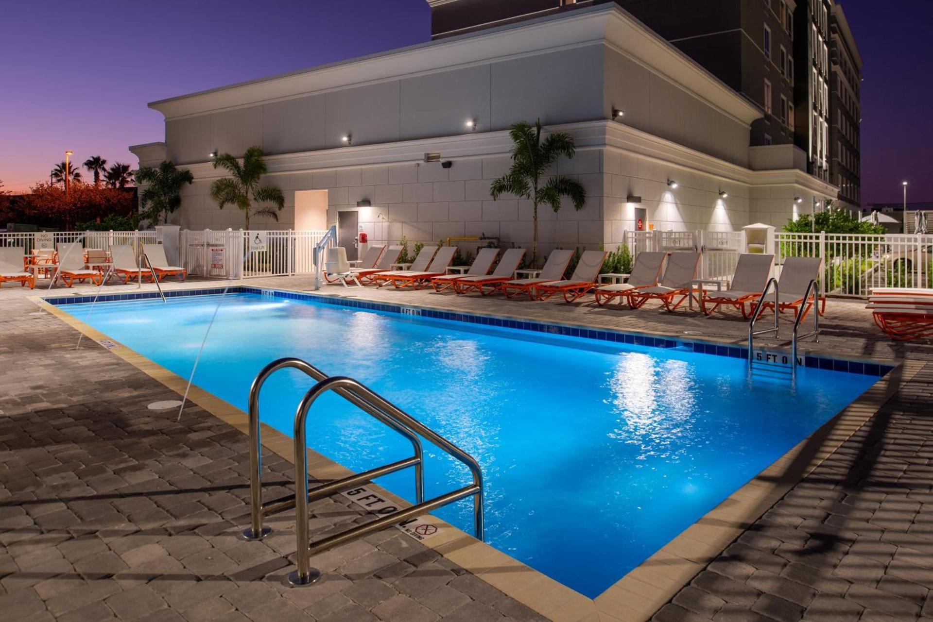 Holiday Inn & Suites Orlando - I-Drive - Theme Parks by IHG photo 69