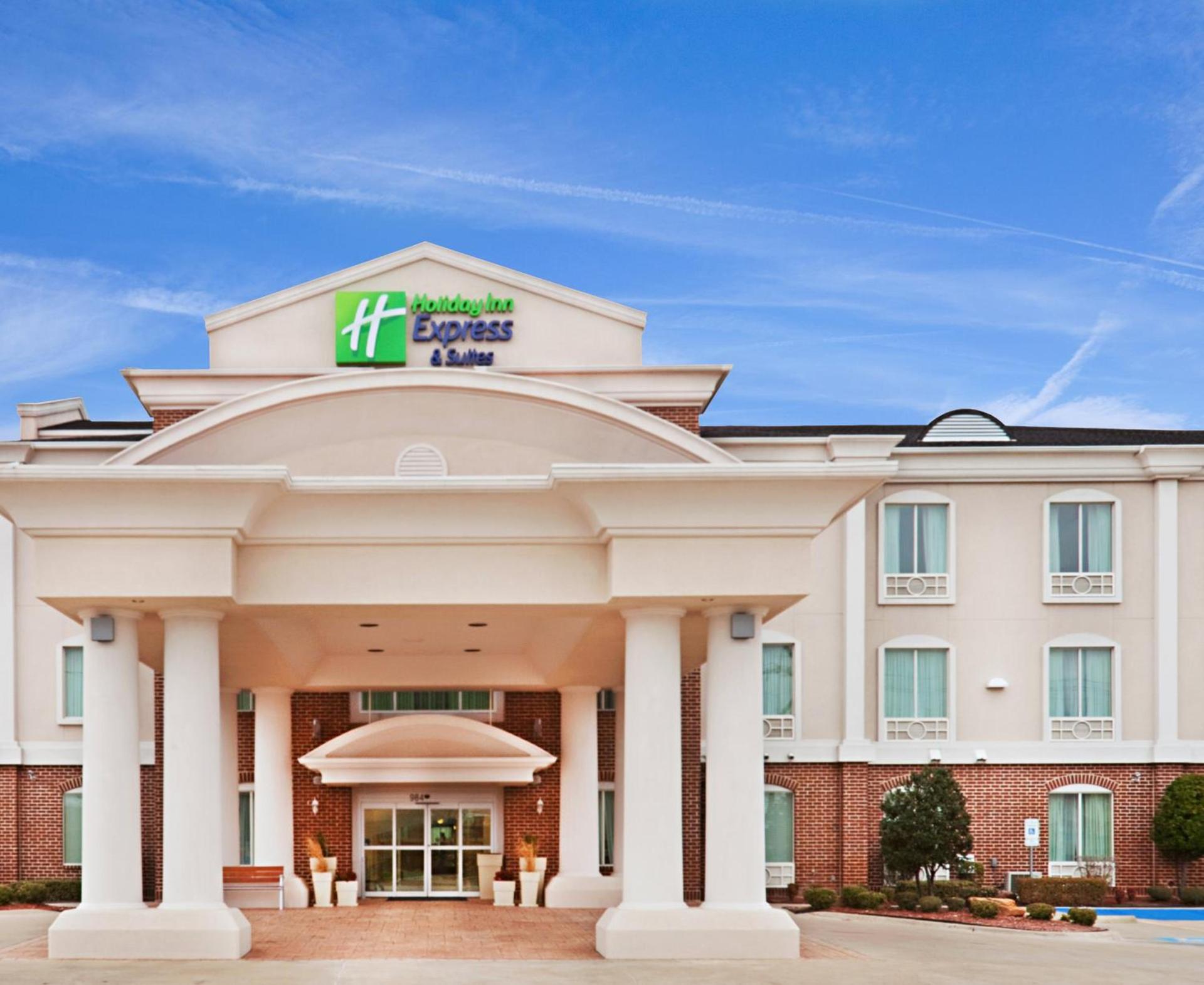 Holiday Inn Express & Suites Waxahachie by IHG — hotel in Waxahachie