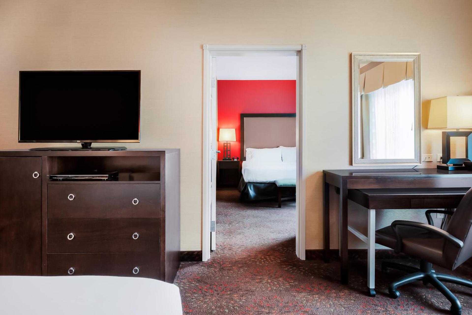 Holiday Inn Express and Suites Missoula by IHG photo 33