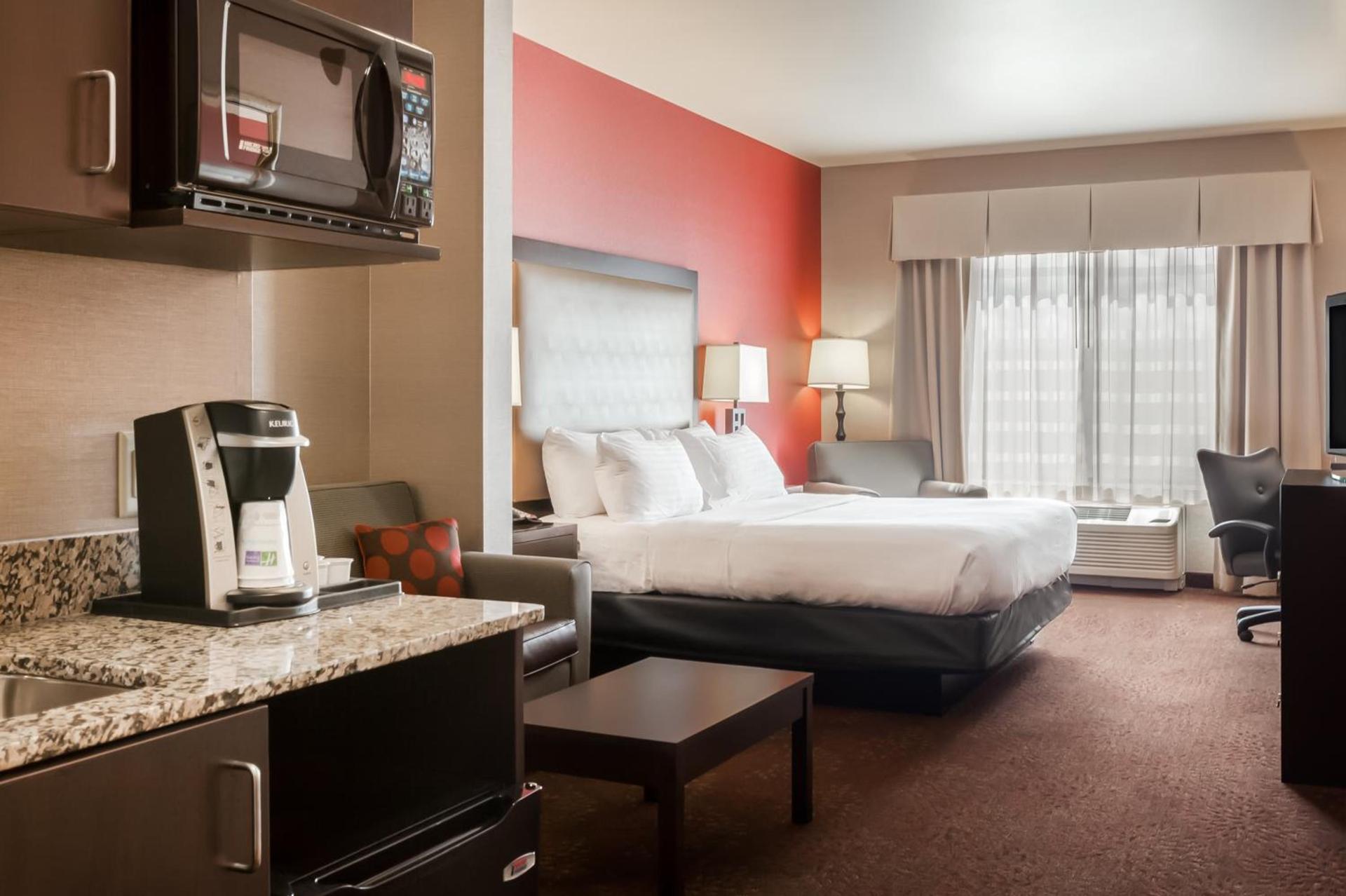 Holiday Inn Express and Suites Missoula by IHG photo 39