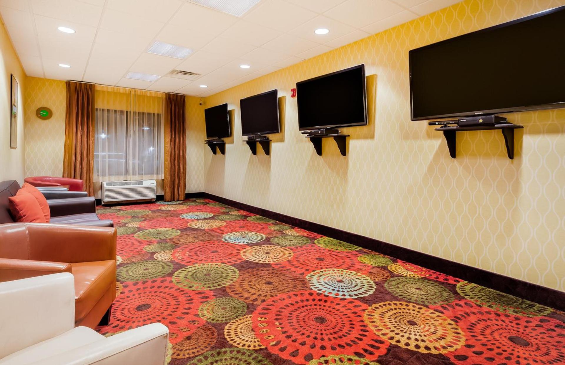 Holiday Inn Express and Suites Missoula by IHG photo 10