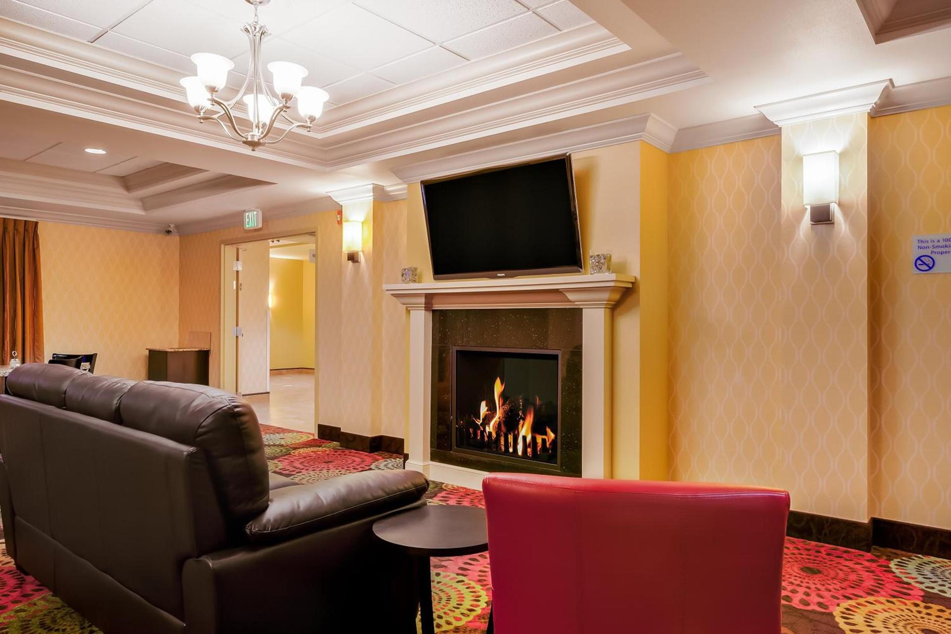 Holiday Inn Express and Suites Missoula by IHG photo 23
