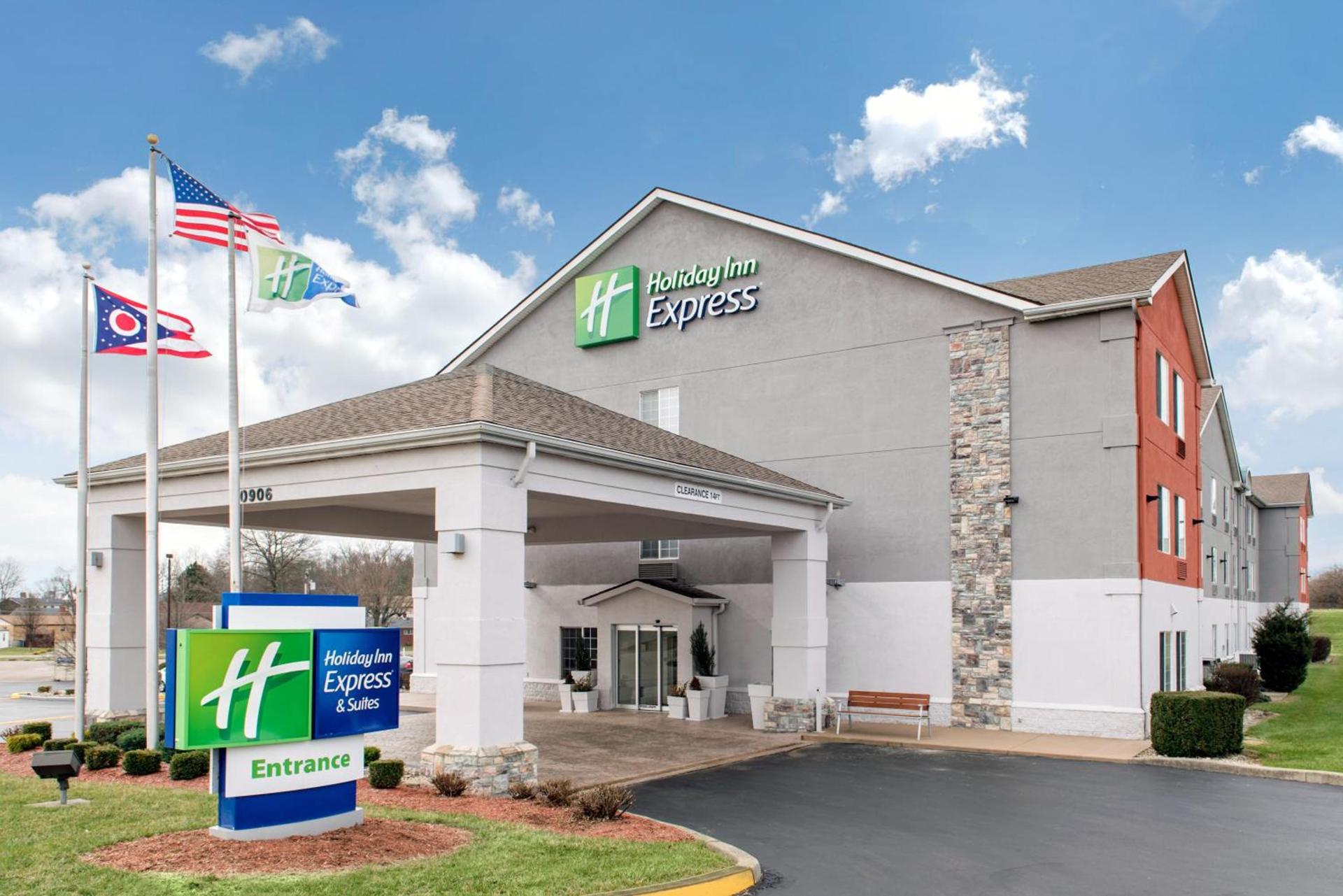 Holiday Inn Express & Suites Harrison by IHG photo 1