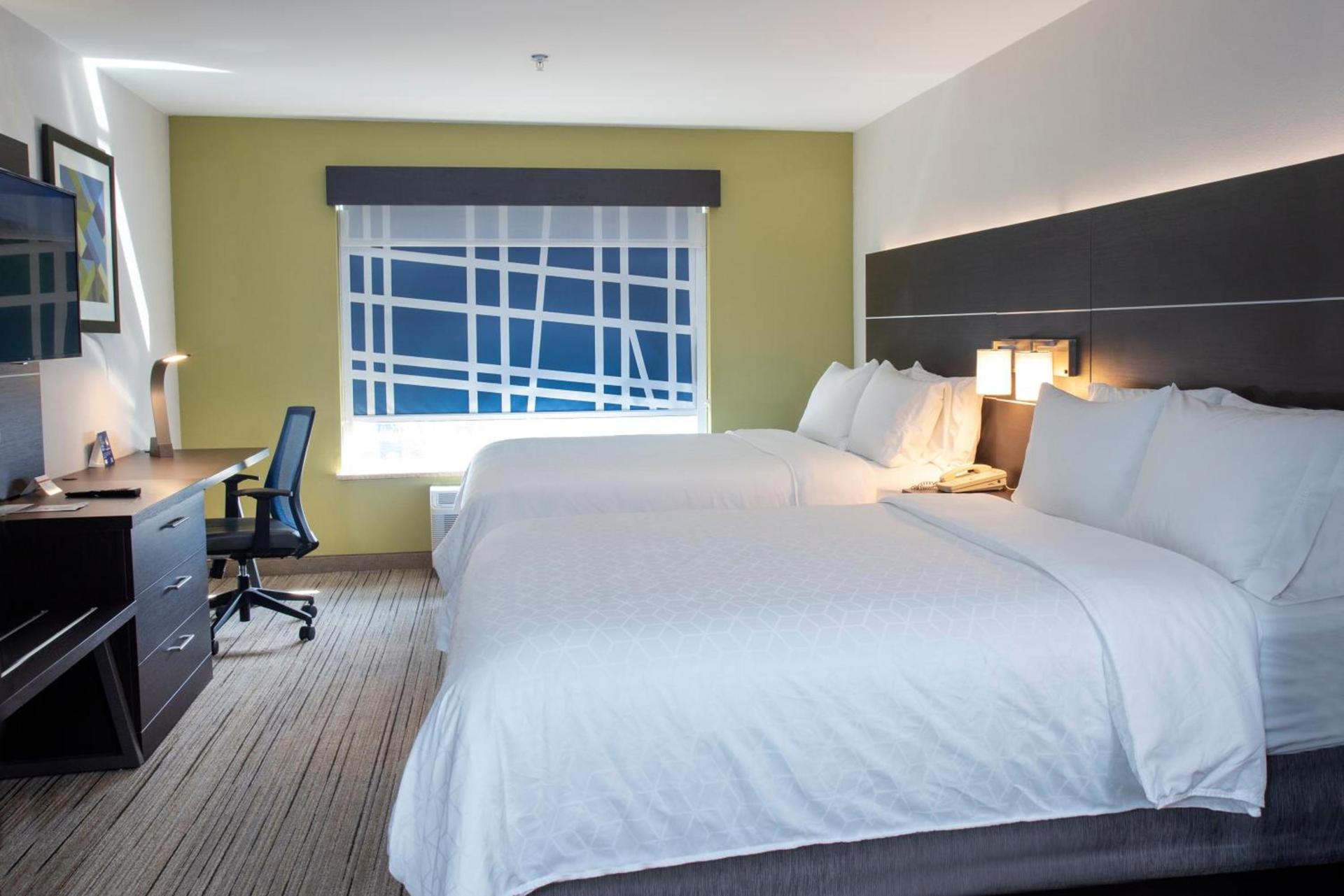 Holiday Inn Express Hotel & Suites Chester by IHG photo 47