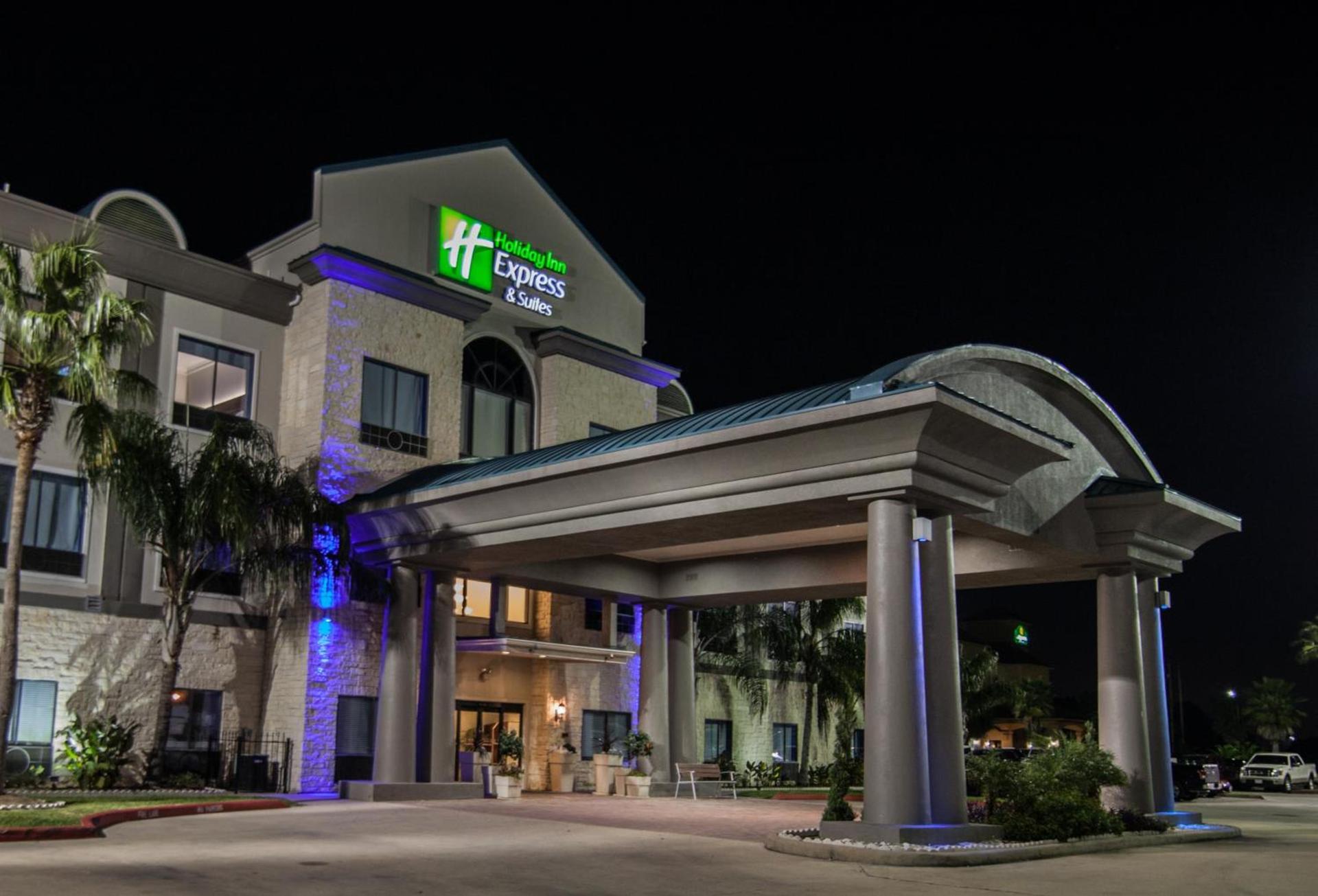 Holiday Inn Express Houston-Alvin by IHG photo 21