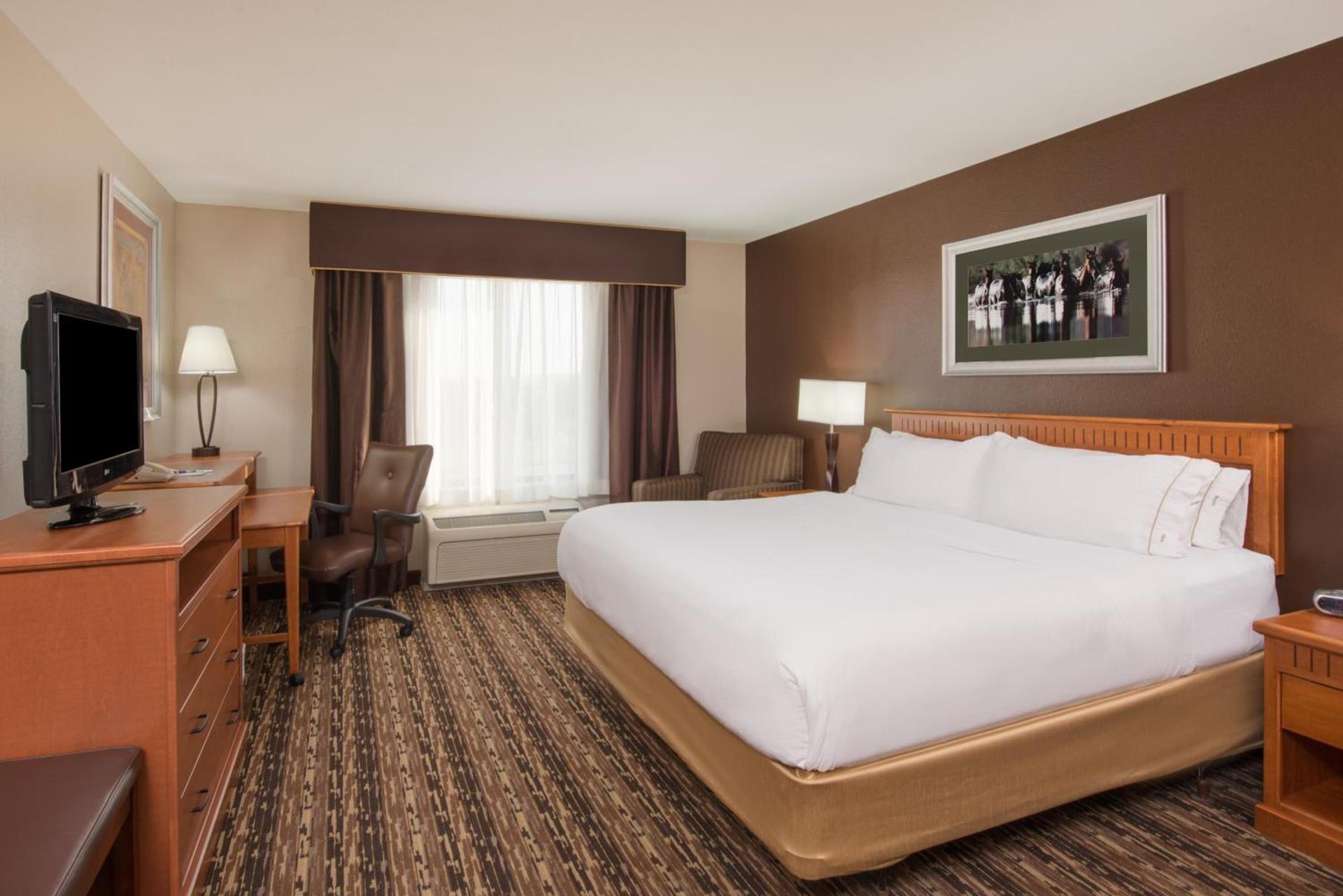 Holiday Inn Express & Suites Douglas by IHG photo 40