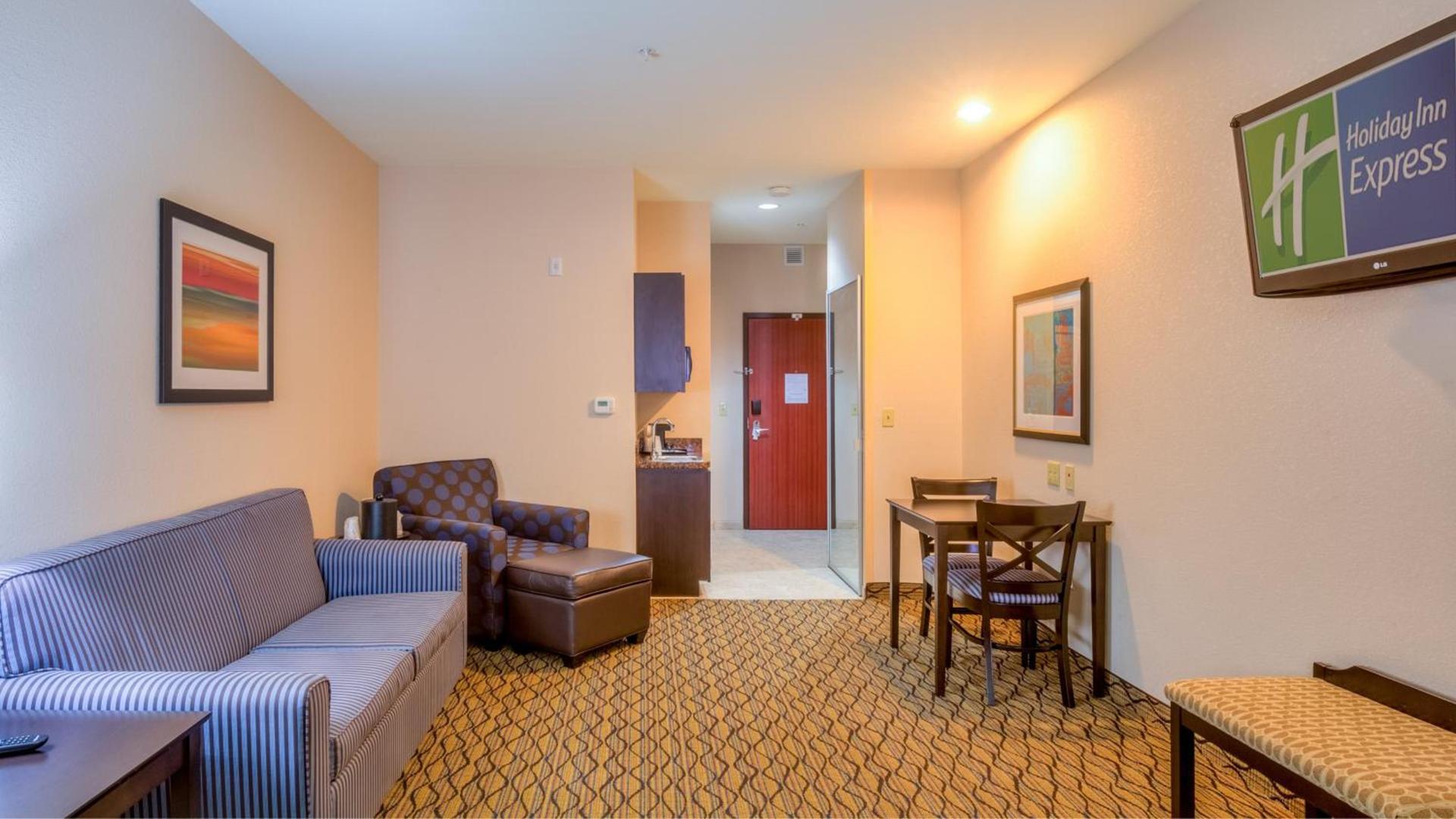 Holiday Inn Express Hotel and Suites Elk City by IHG photo 22