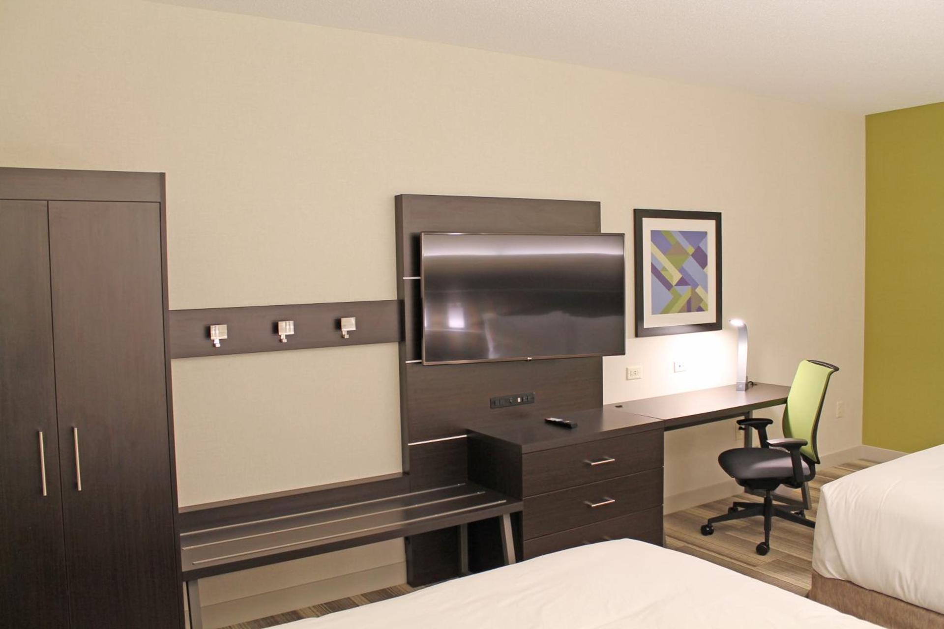 Holiday Inn Express & Suites - St. Louis South - I-55 by IHG photo 36